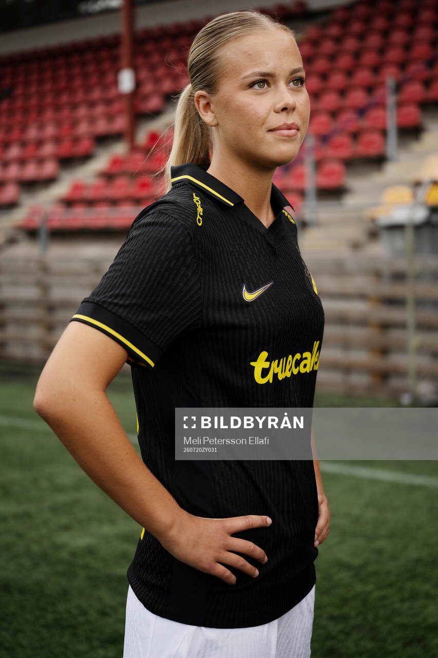 s nyförvärv Fanny Ahlin