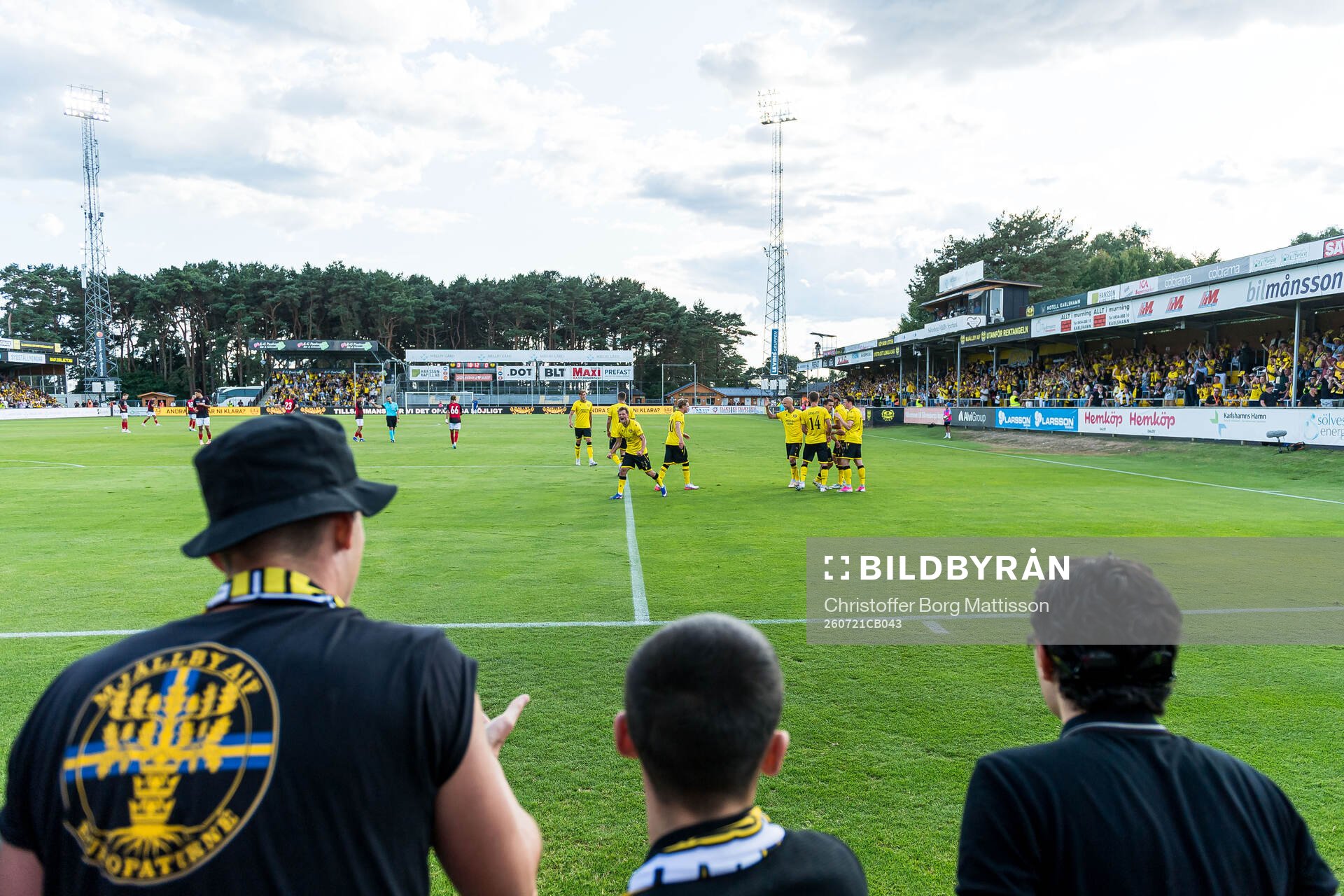 Aki Samuelsen of Mjällby celebrates