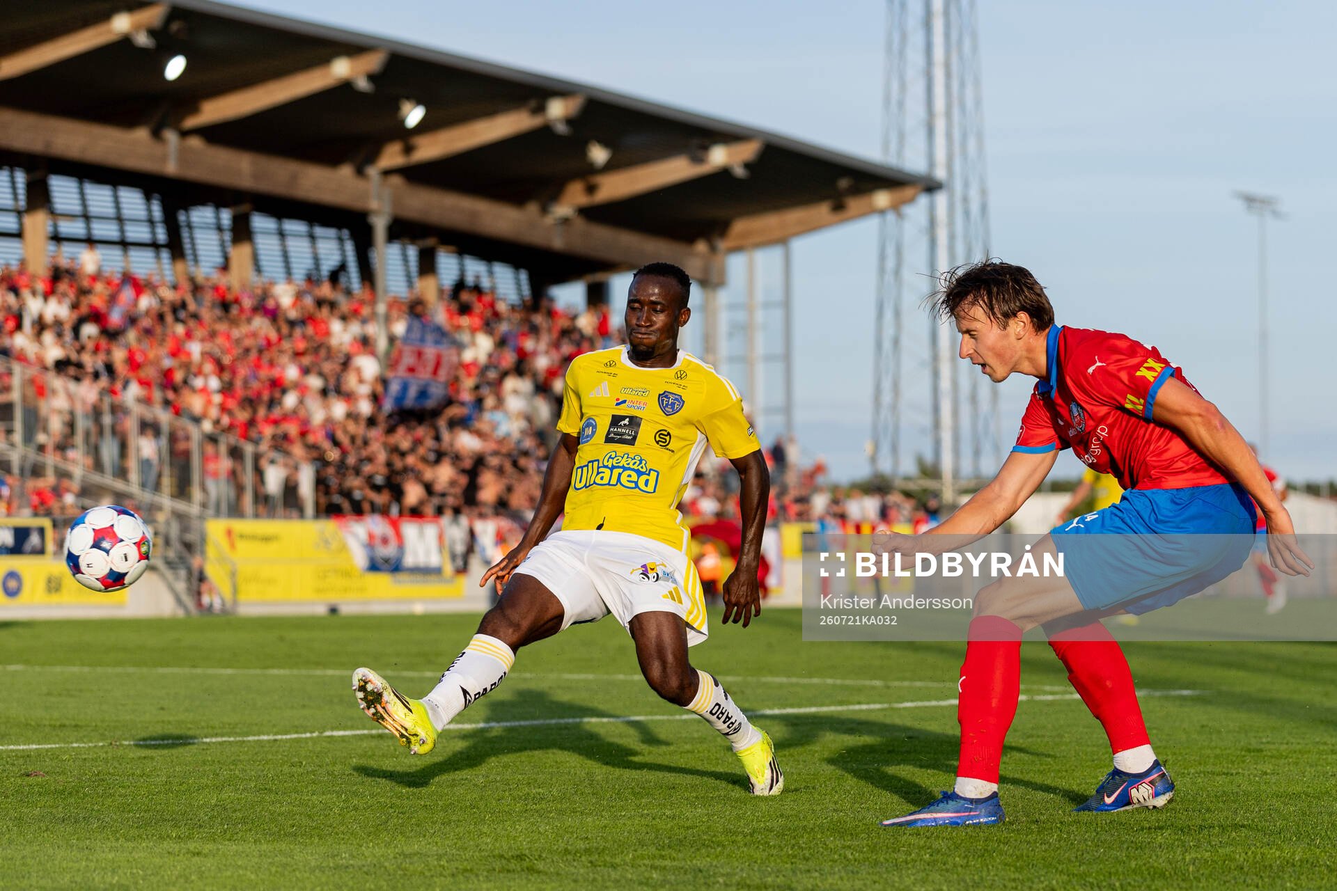 Falkenbergs Wanbe Godwin Aguda och Helsingborgs Lukas