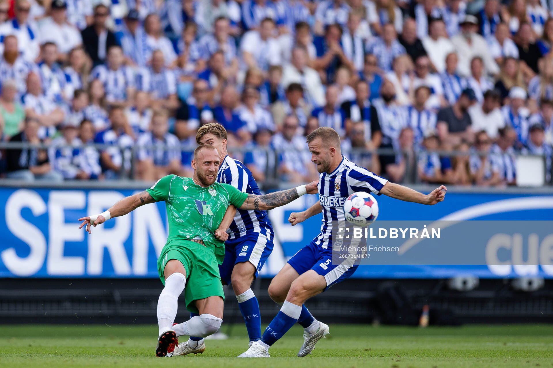 Mikhel Ainsalu of Tallinna FCI Levadia and Jonas Bager of