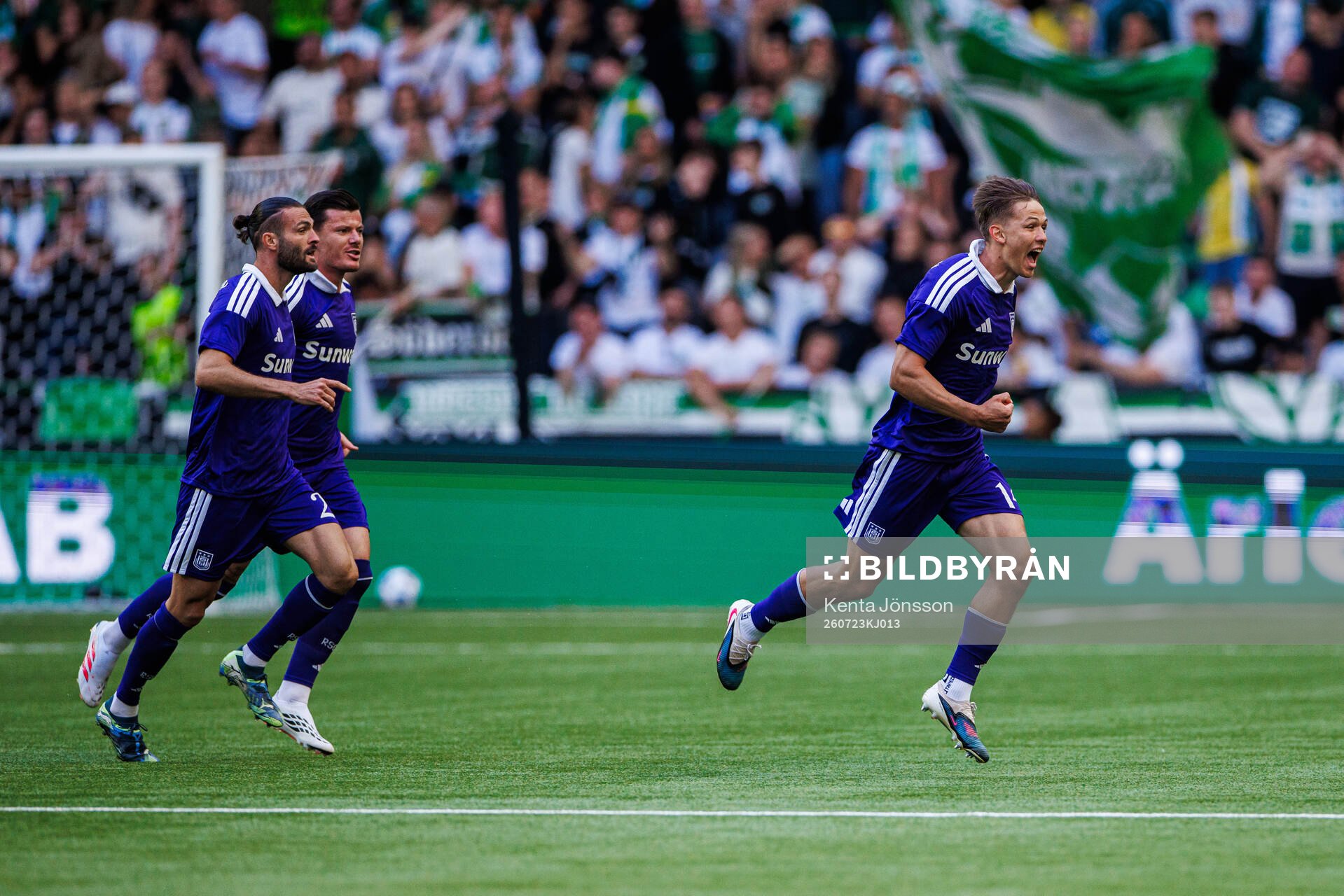 Danylo Sikan of Anderlecht celebrates