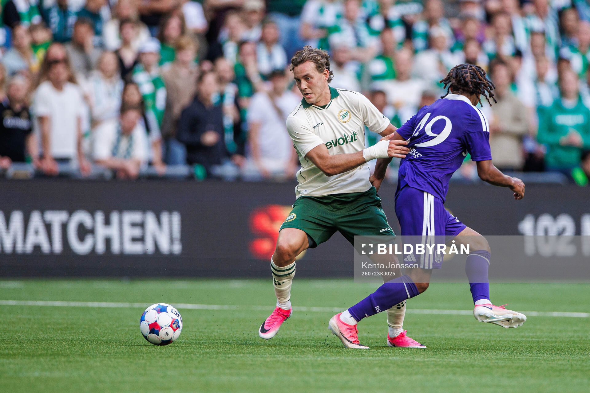 Hampus Skoglund of Hammarby and Jayden Onia Seke of