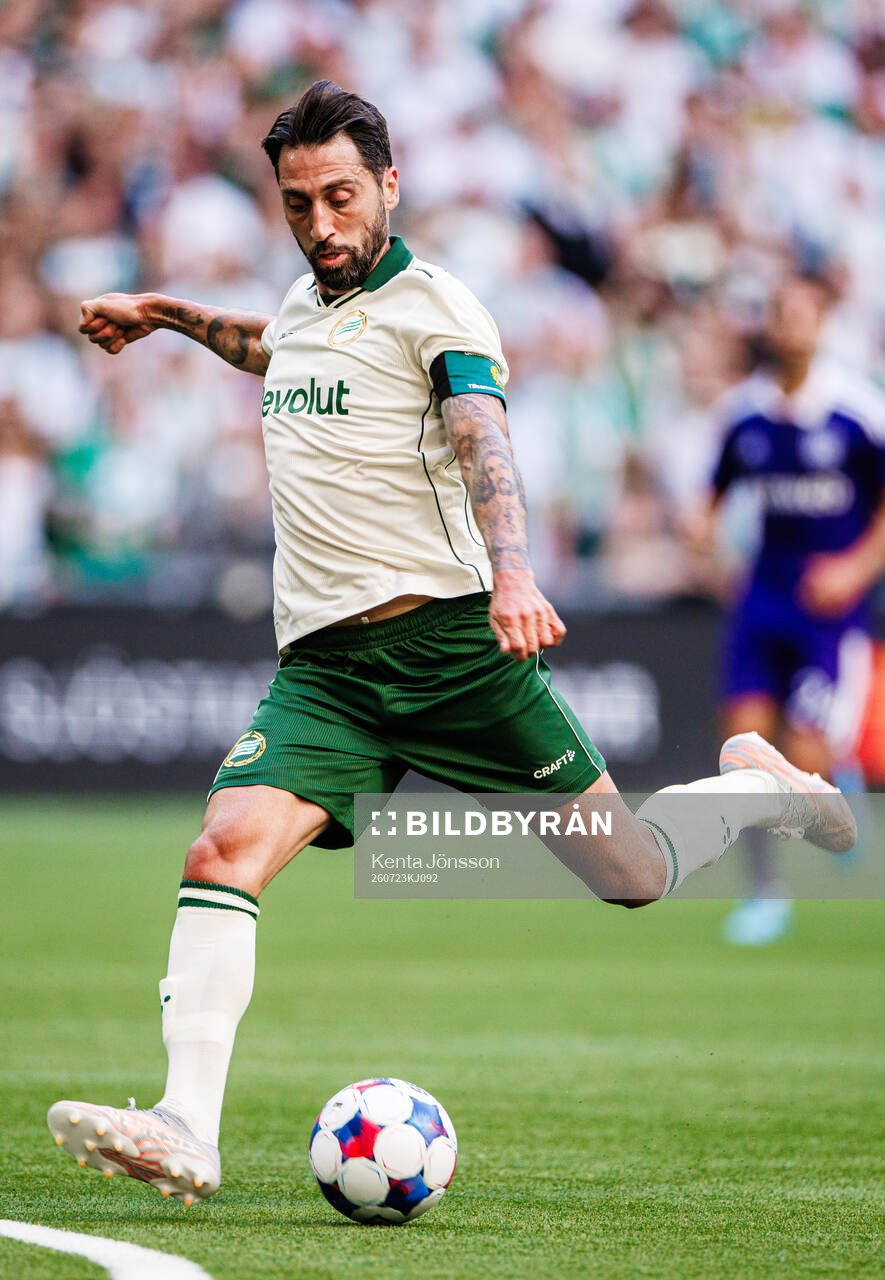 Nahir Besara of Hammarby
