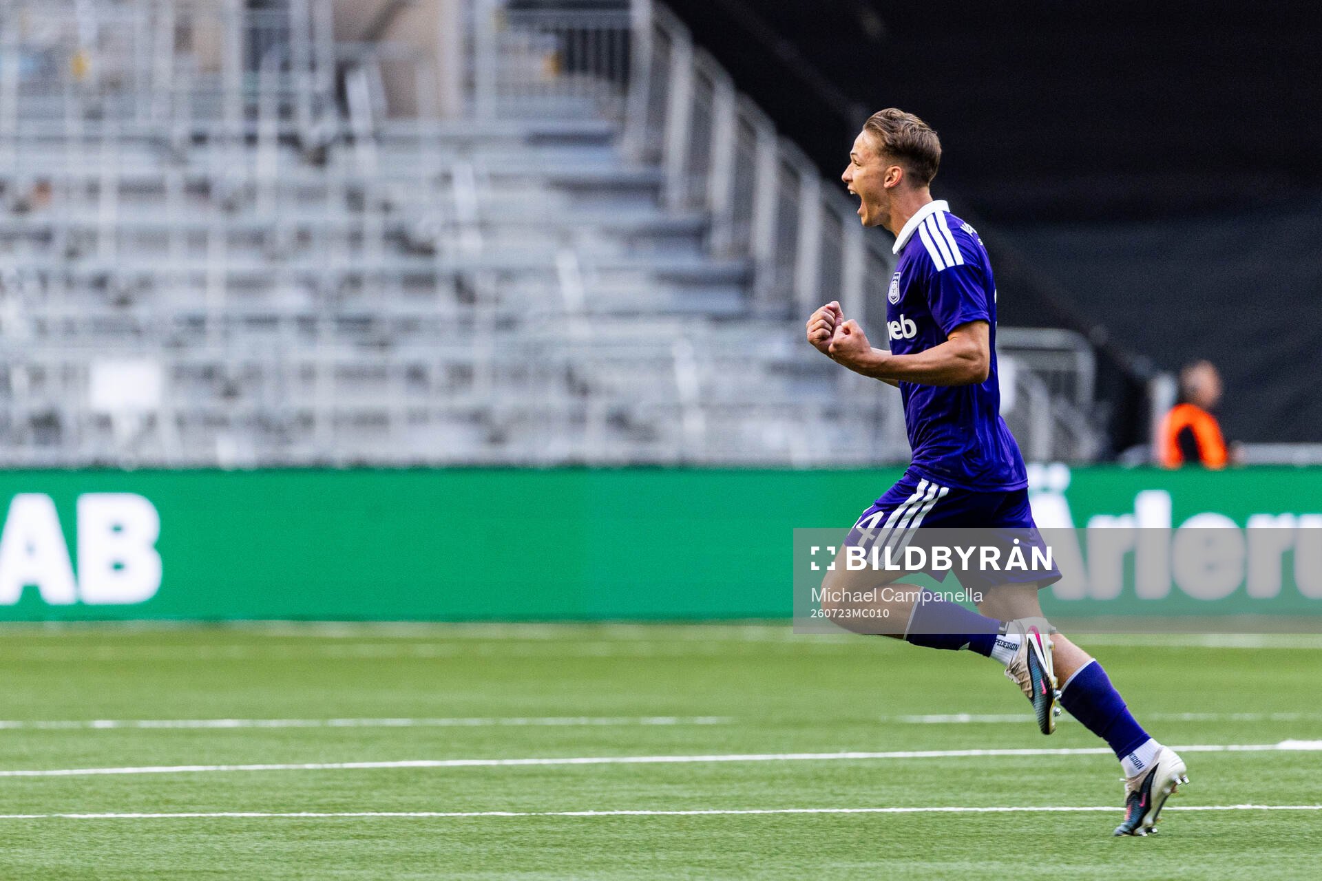 Danylo Sikan of Anderlecht celebrates