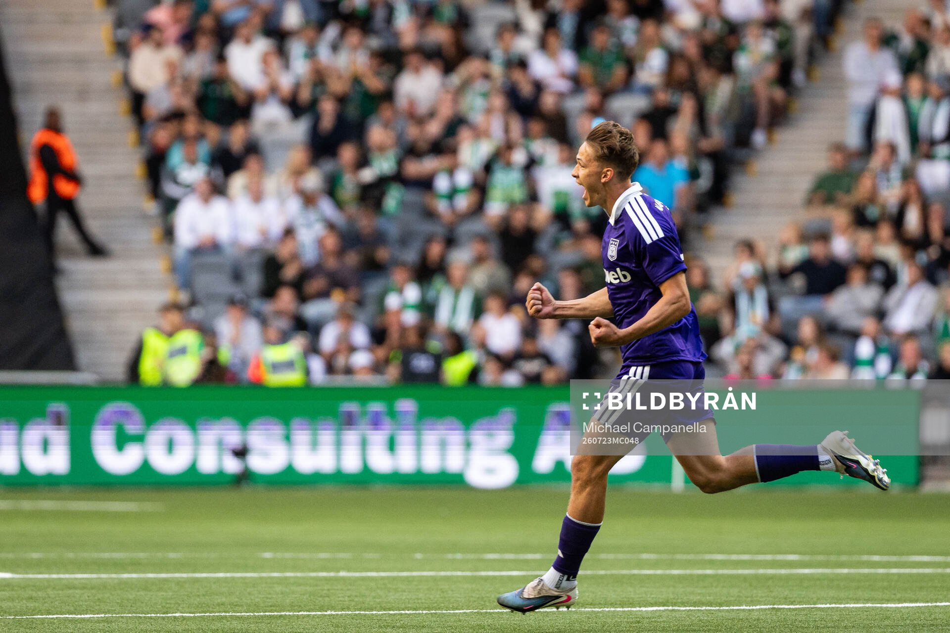 Danylo Sikan of Anderlecht celebrates
