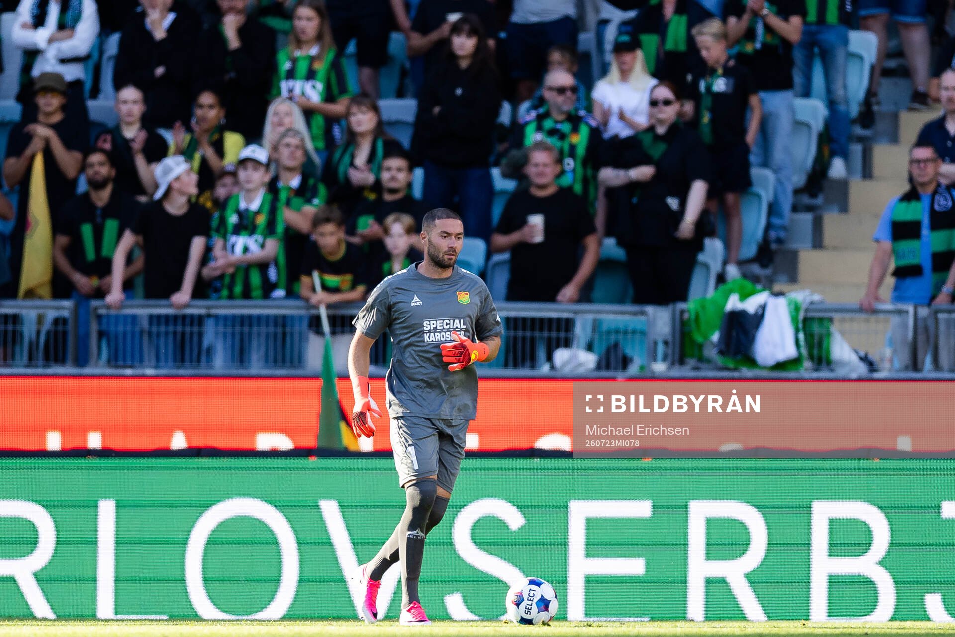 Goalkeeper Mergim Krasniqi of GAIS