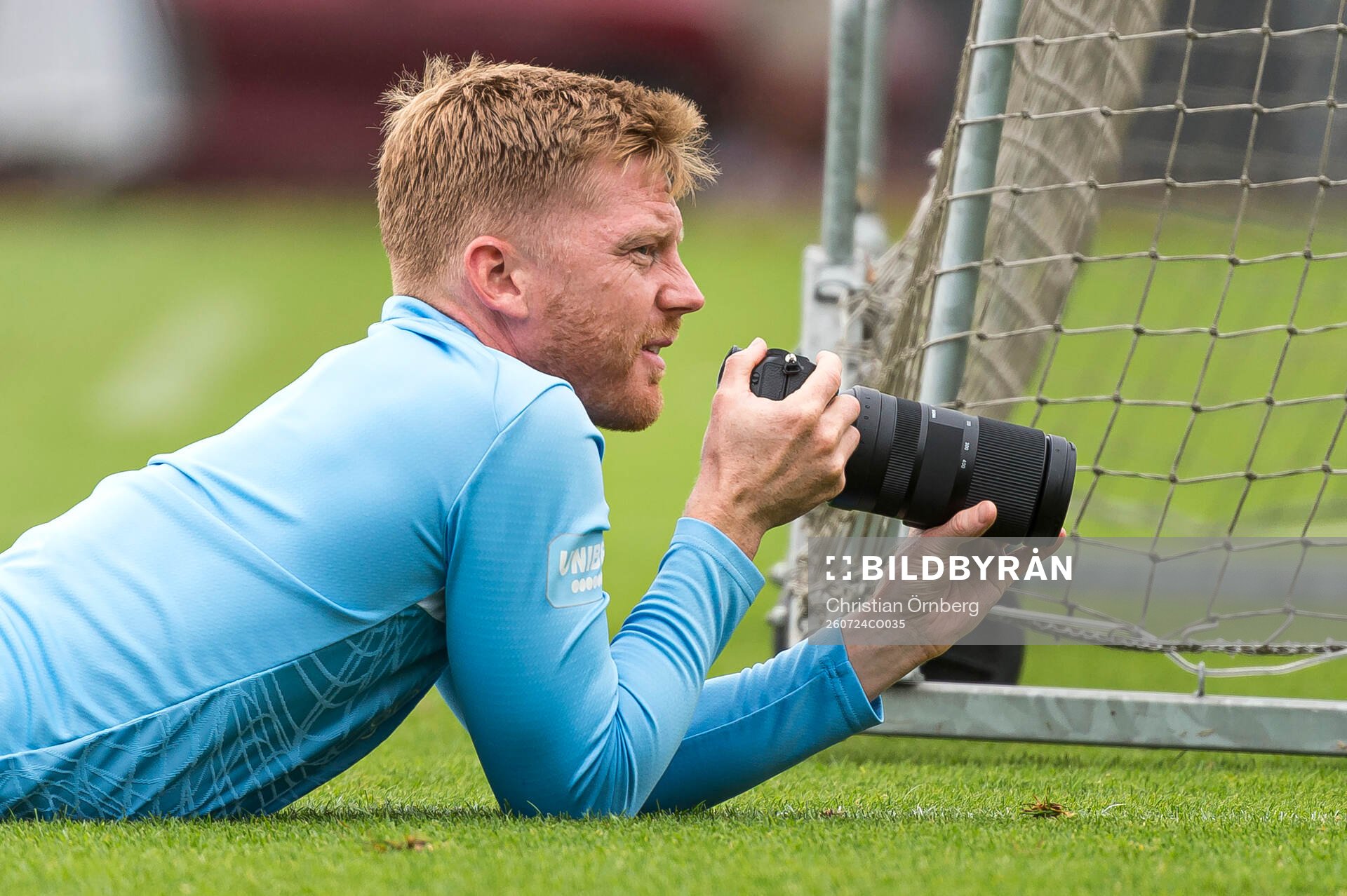 Anders Christiansen fotograferar