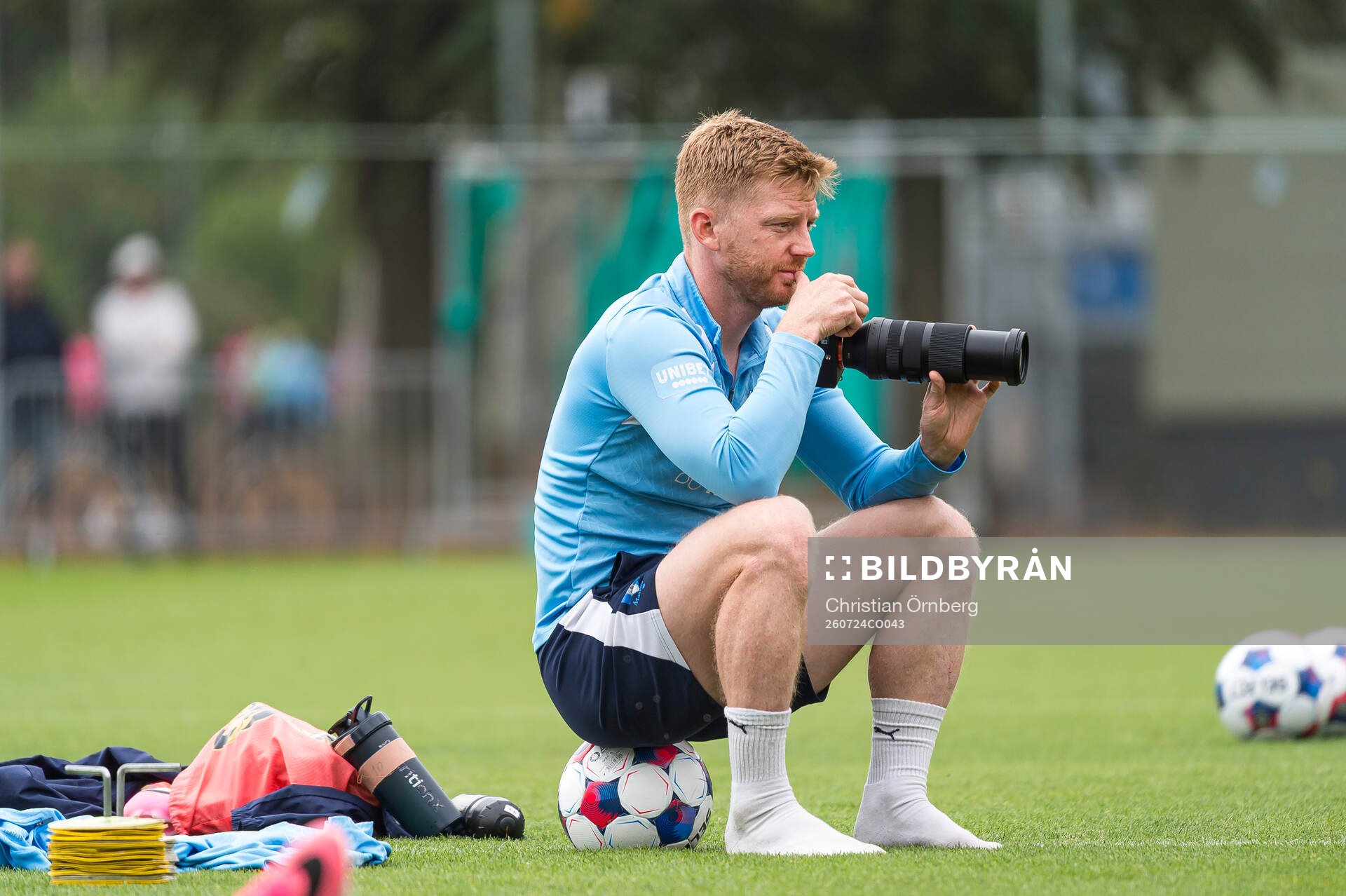 Anders Christiansen fotograferar