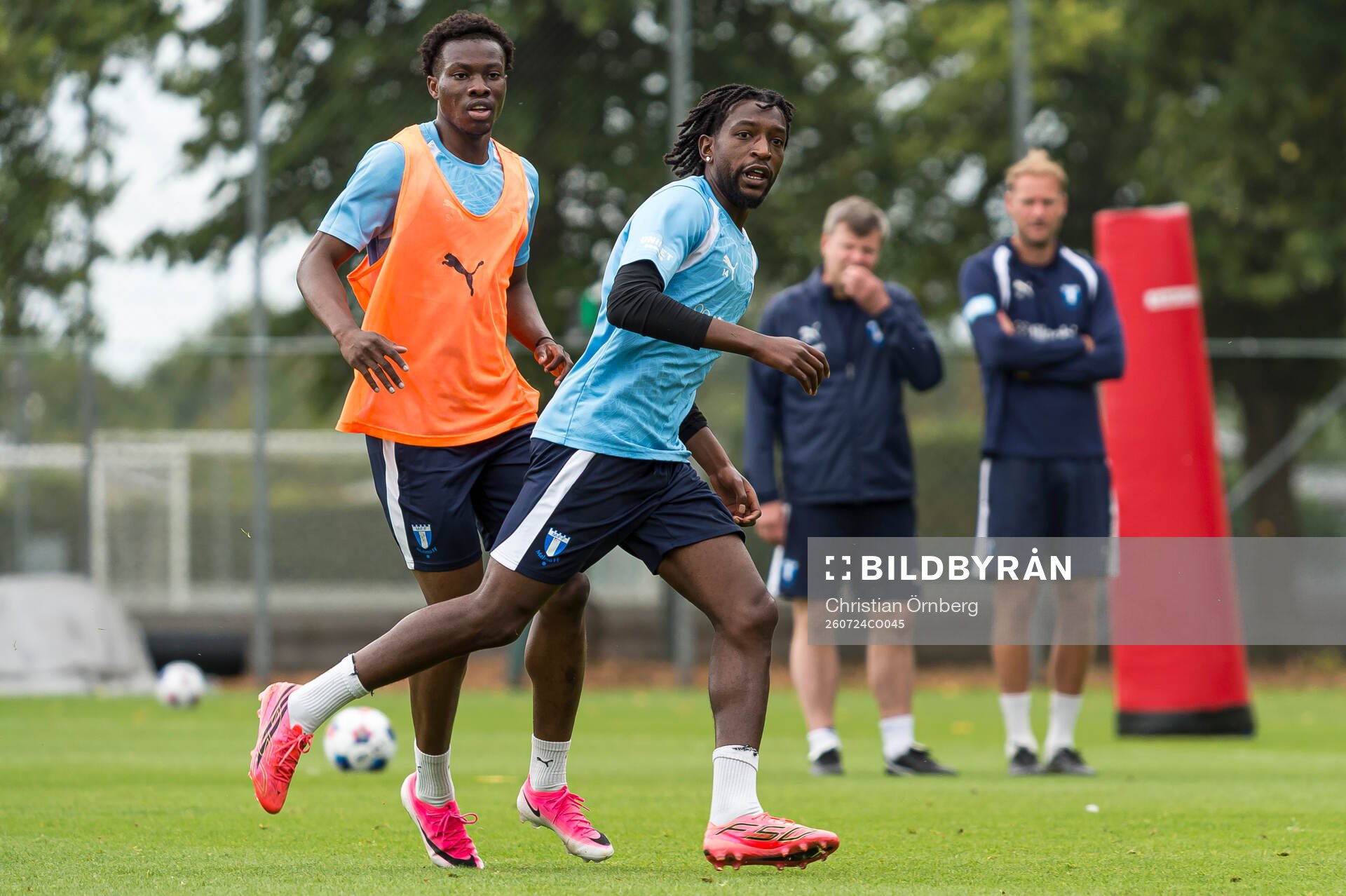 Isaac Assibu och Warren Kamanzi