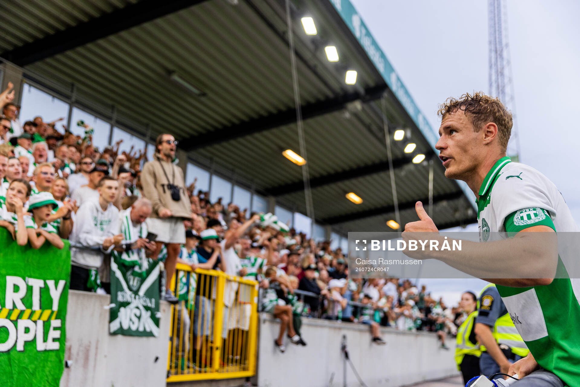 Västerås Herman Magnusson med supportrarna