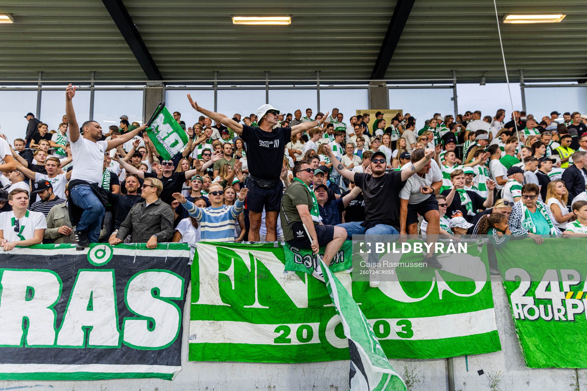 Västerås supportrar jublar