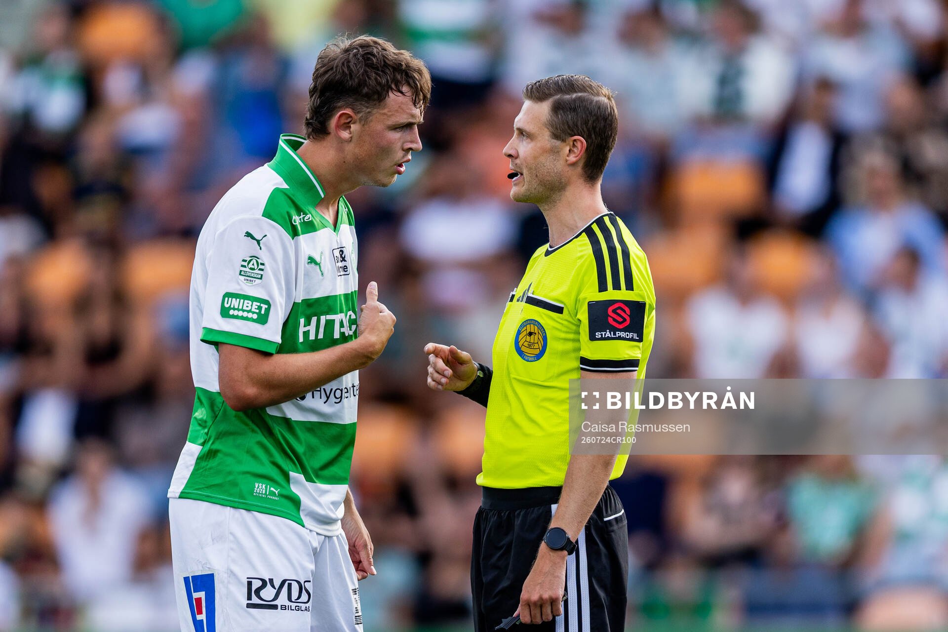 Västerås Mikkel Ladefoged och Domare Erik Mattsson