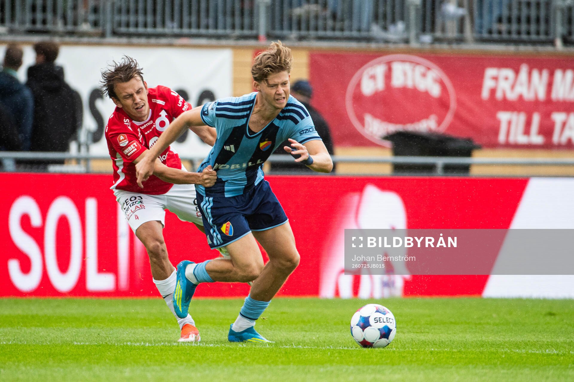 Degerfors Kazper Karlsson och Djurgårdens Patric Åslund