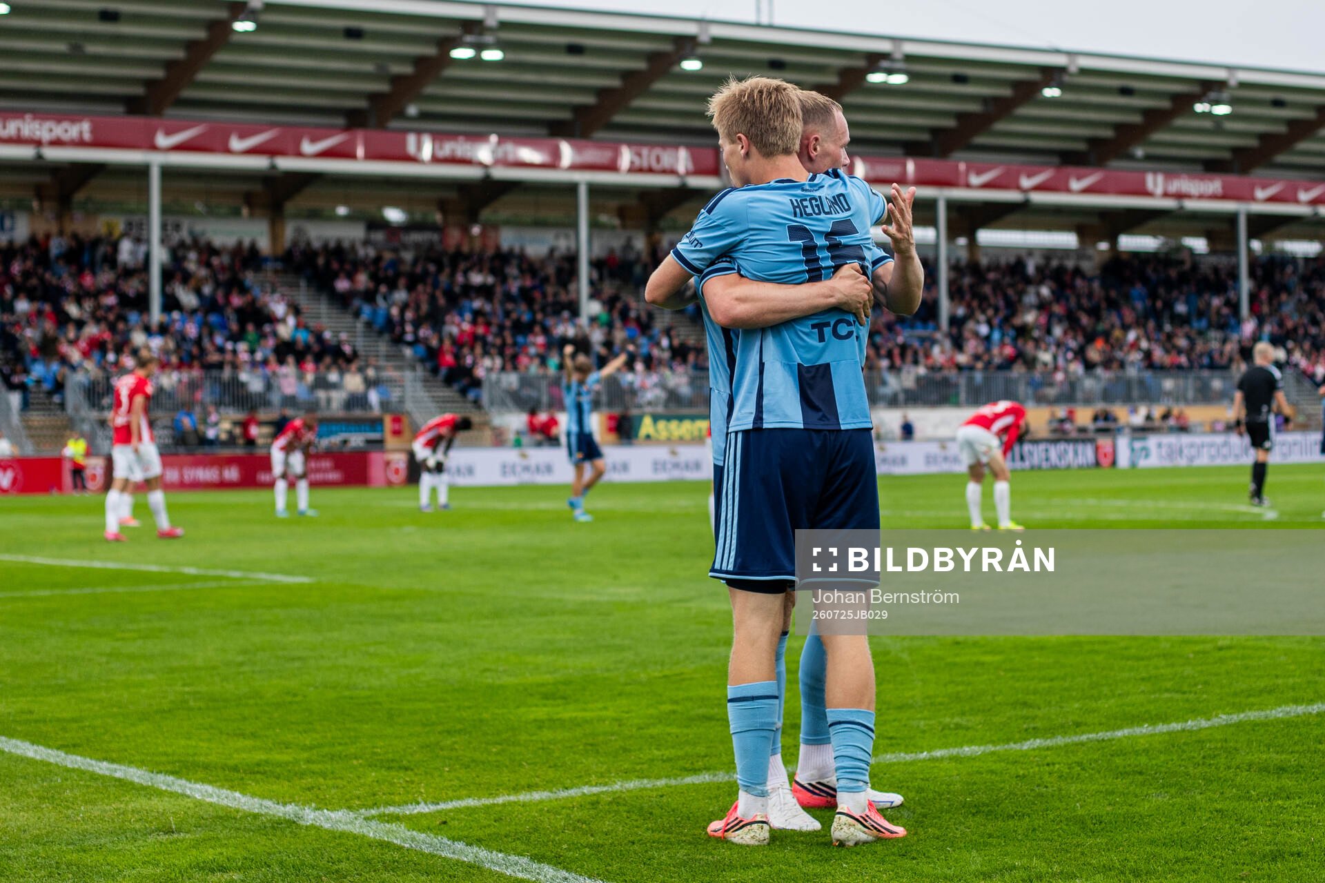 Djurgårdens Bo Hegland jublar med Kristian Lien