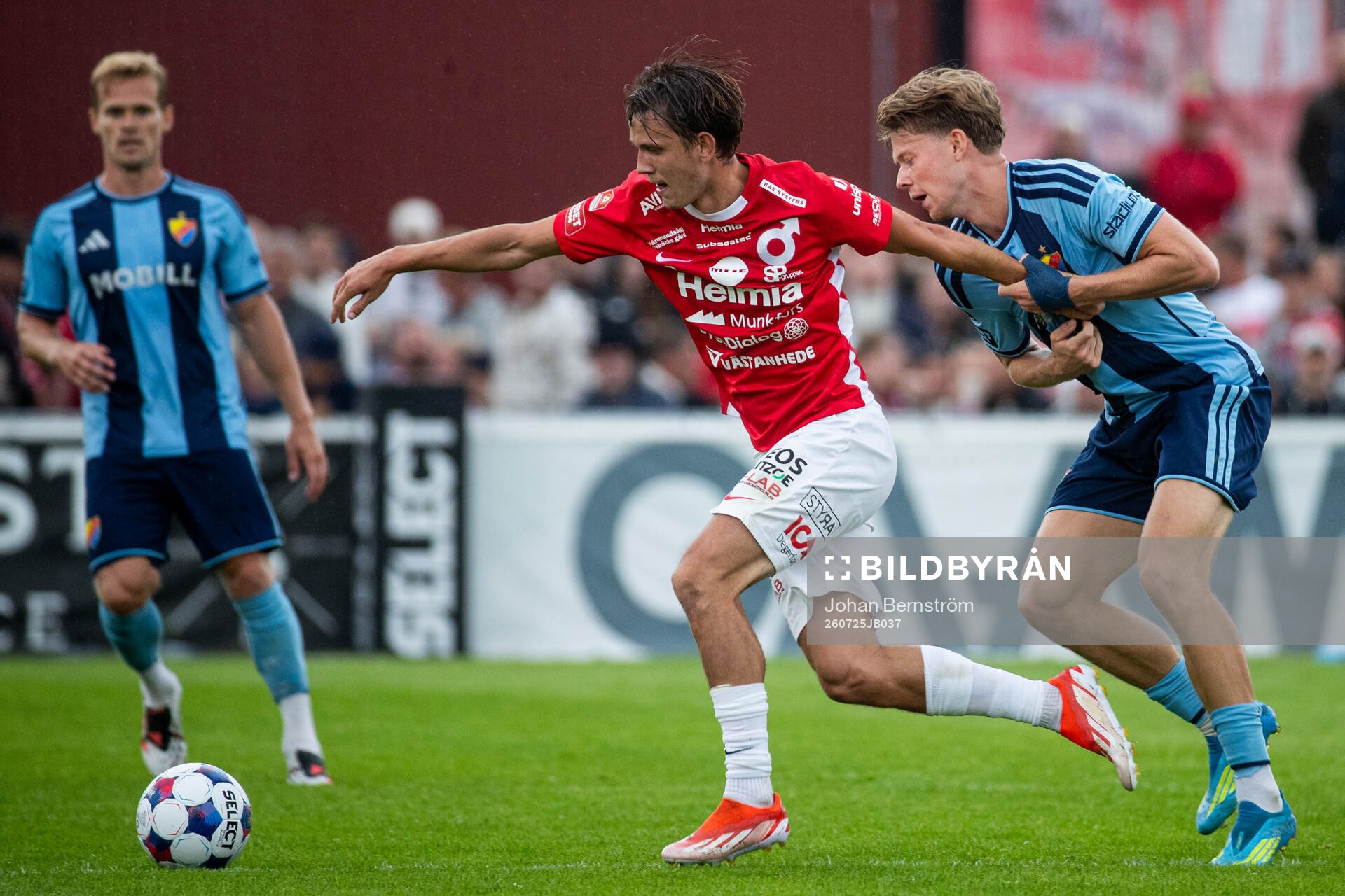Degerfors Kazper Karlsson och Djurgårdens Hampus Finndell