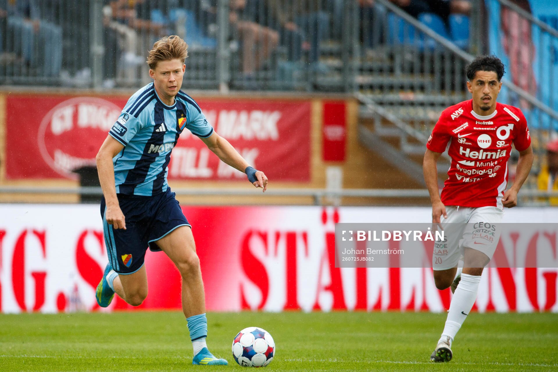 Djurgårdens Kazper Karlsson och Degerfors Elias Barsoum