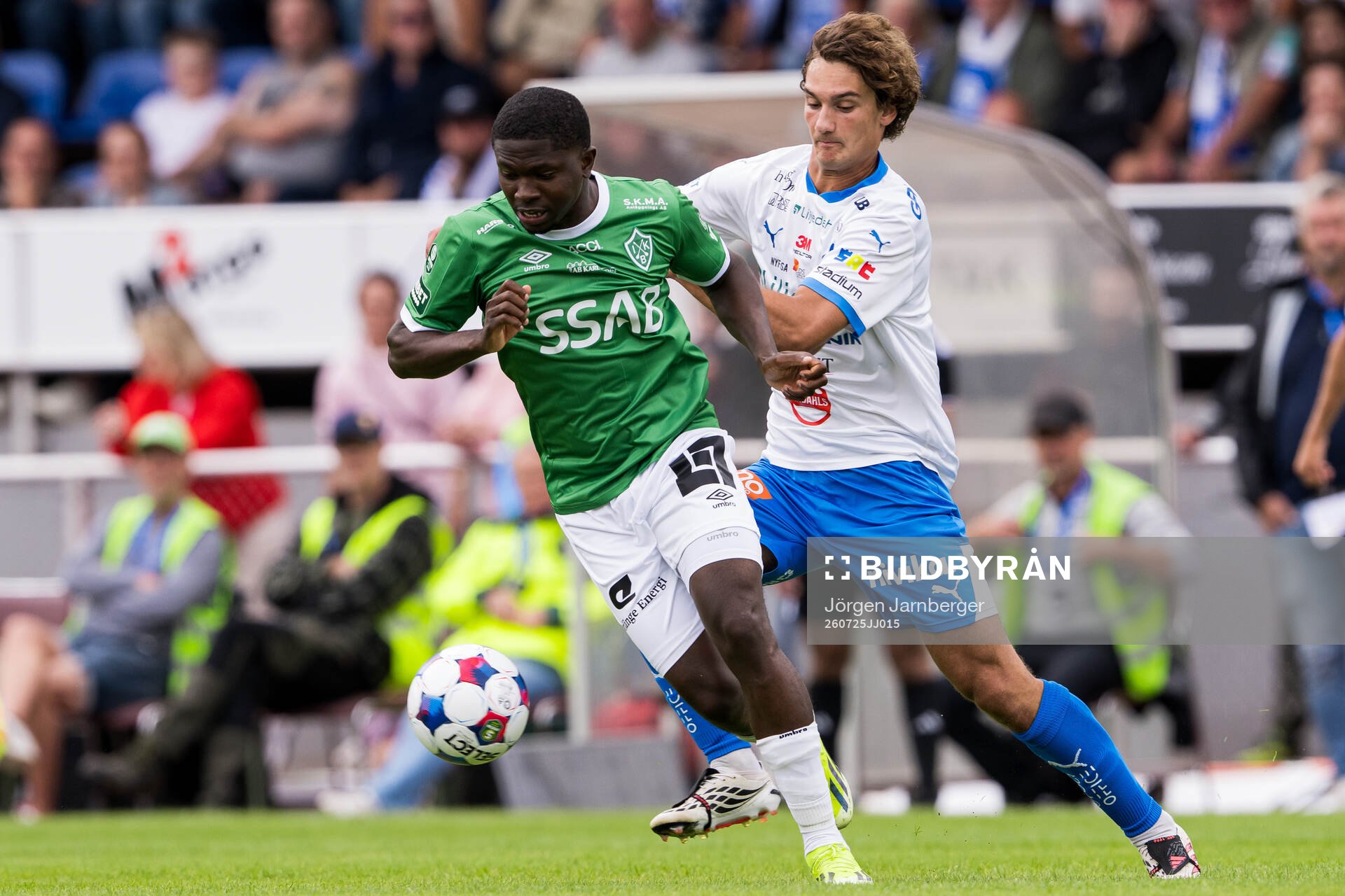 Brages Ozor Victor Okeke och IFK Värnamos Antonio Kujundzic