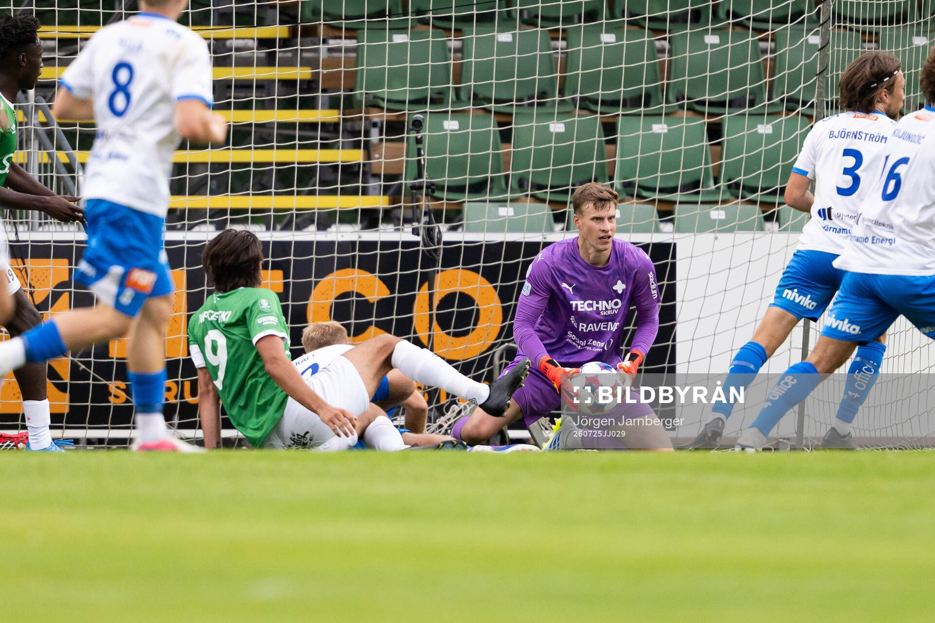 IFK Värnamos målvakt Hugo Keto