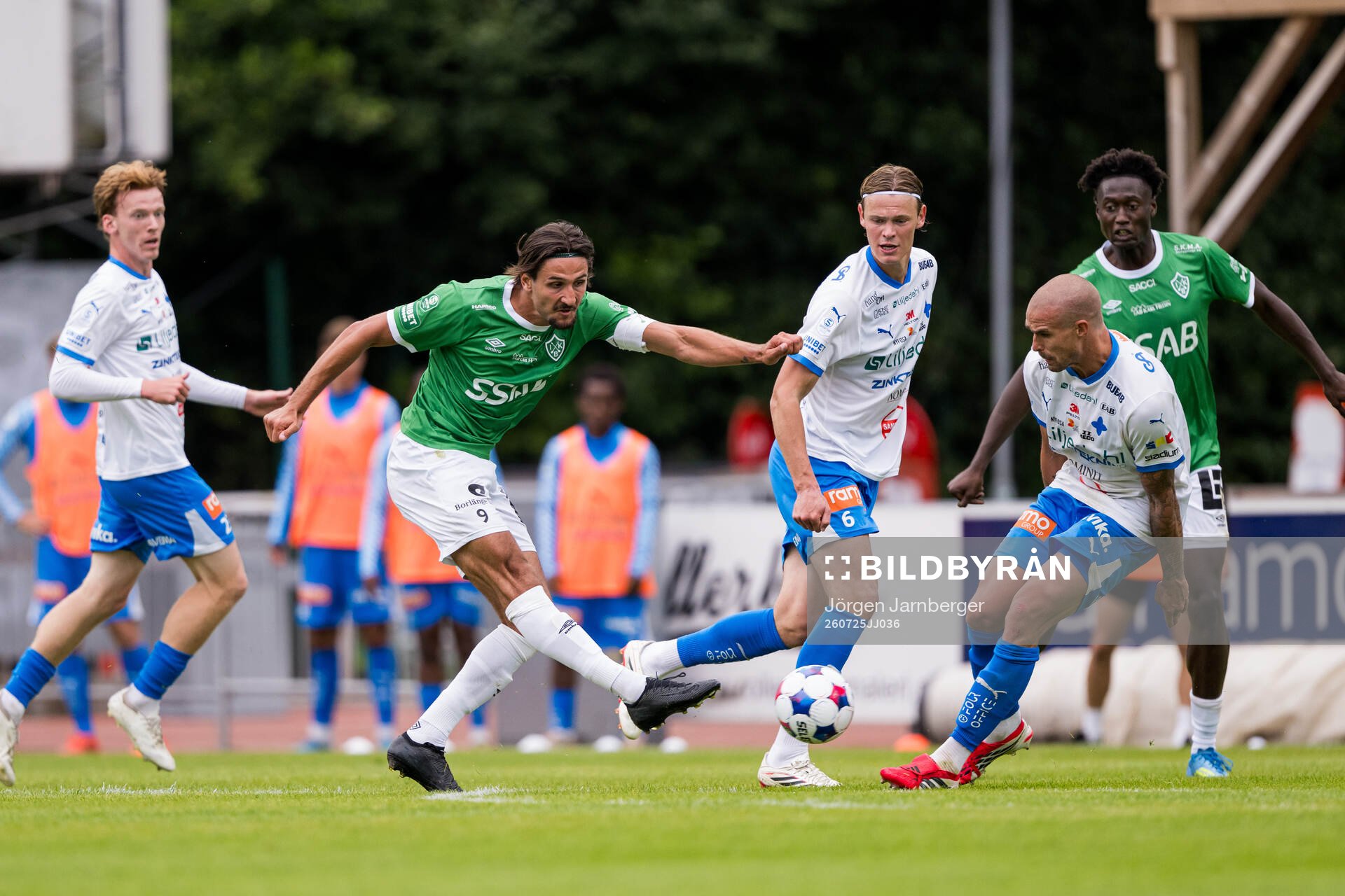 Brages Filip Trpcevski och IFK Värnamos Douglas Bergqvist