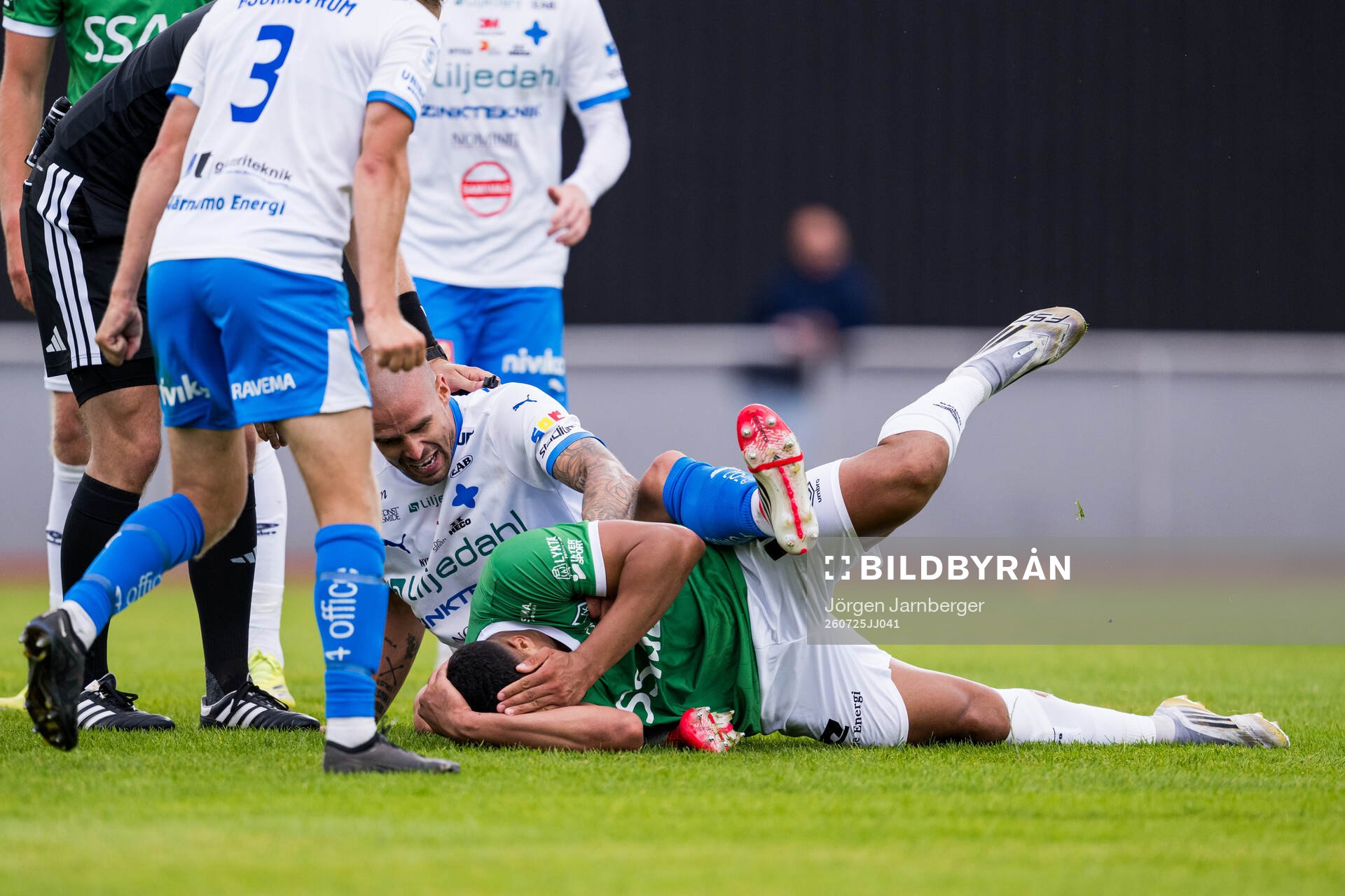 IFK Värnamos Douglas Bergqvist och Brages Gideon Granström