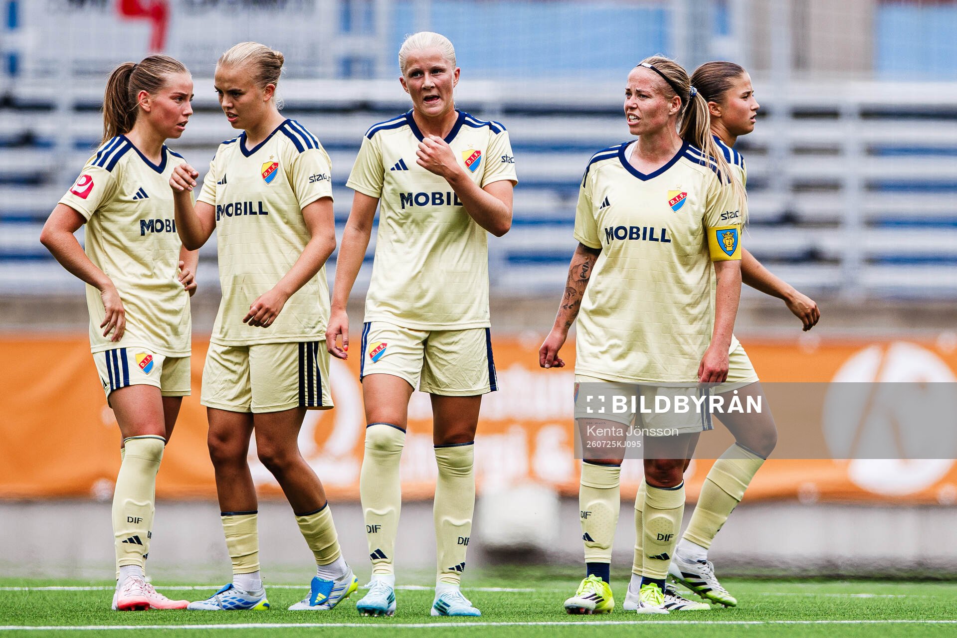 Djurgårdens Elsa Pelgander, Elin Westlund, Rebecca