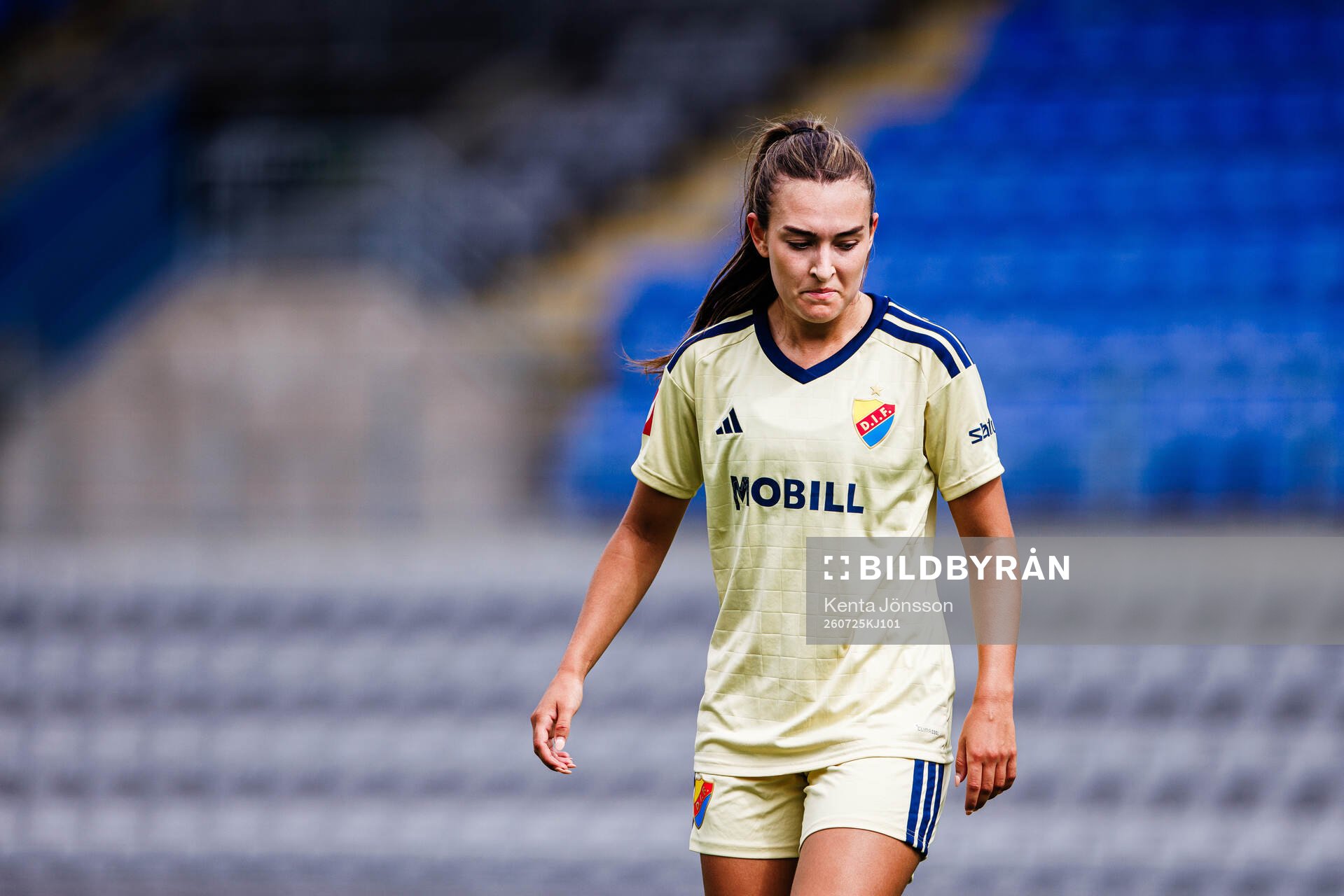 Djurgårdens Lucia Duras deppar