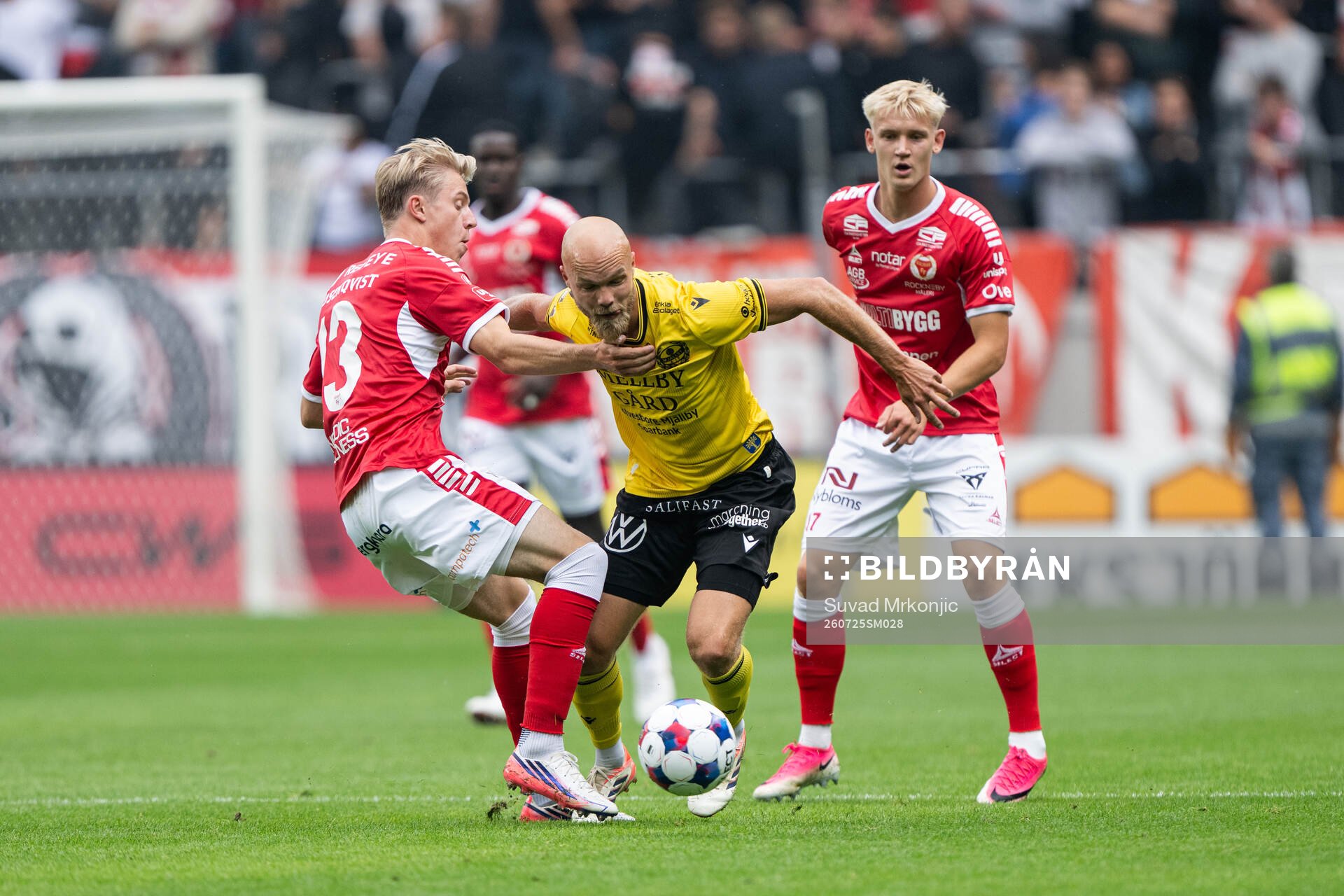 Kalmars Charlie Rosenqvist, Carl Gustafsson och Mjällbys