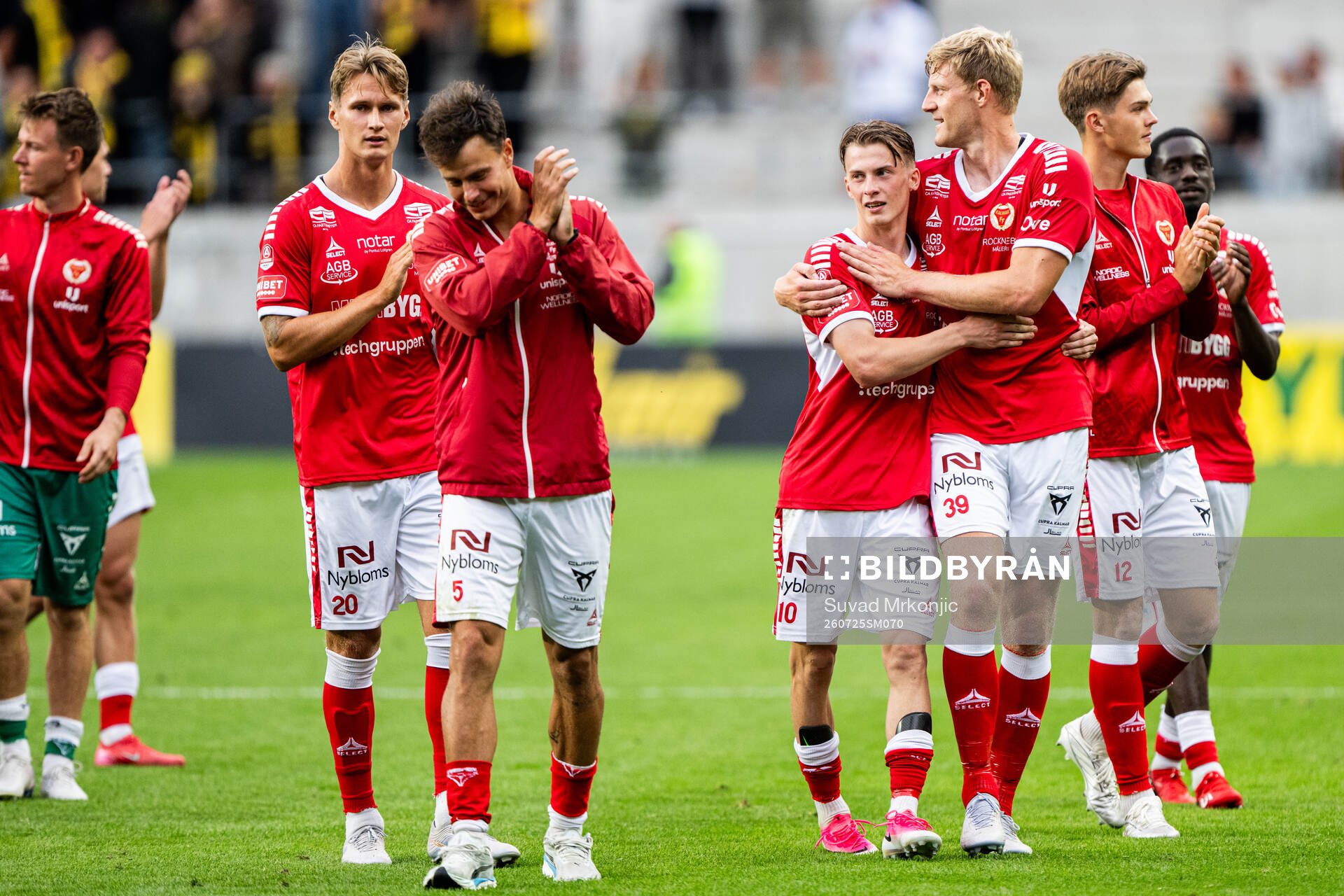 Kalmars Marius Söderbäck och Lars Sætra jublar
