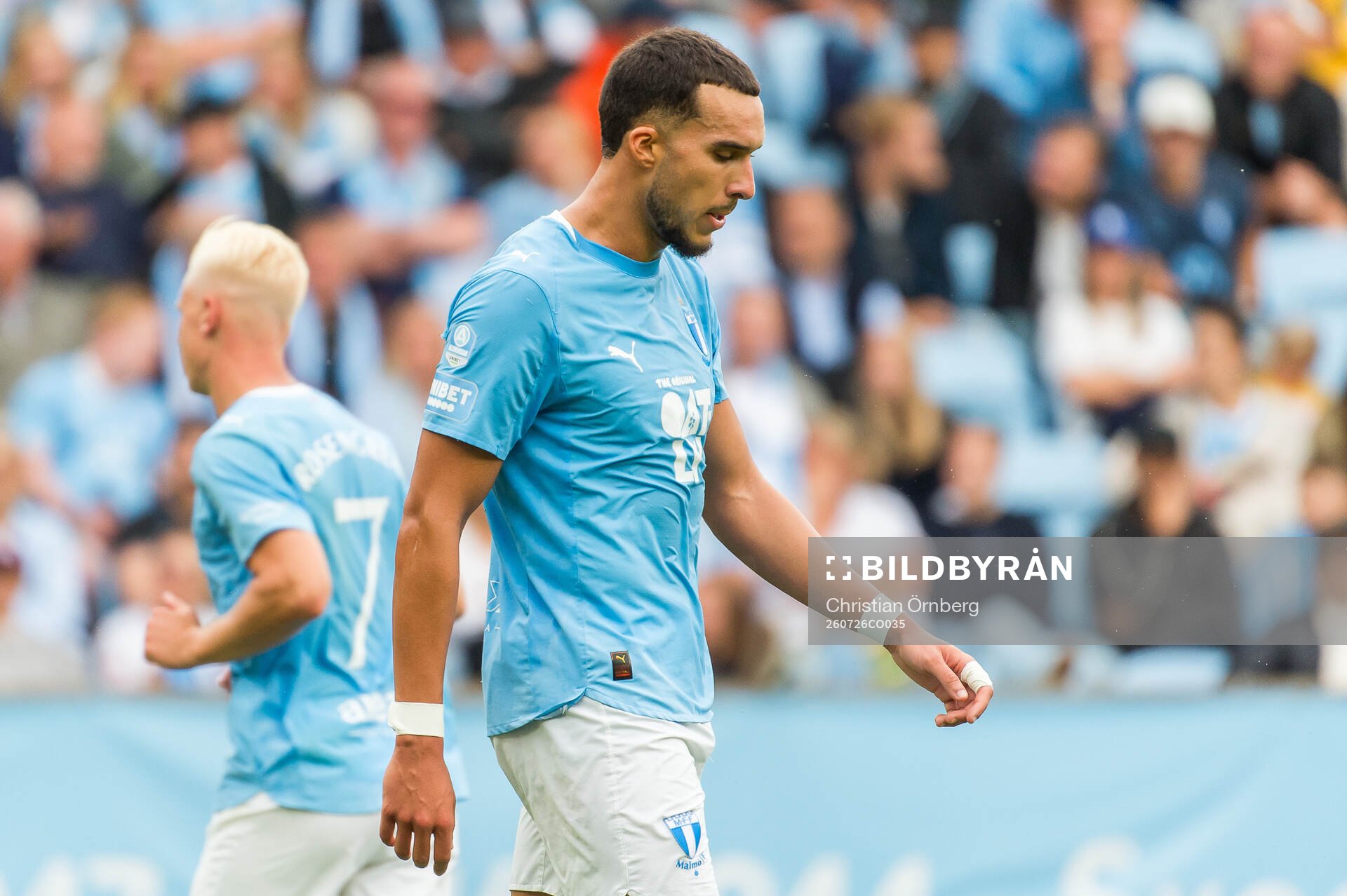 Malmö FFs Andrej Djuric deppar