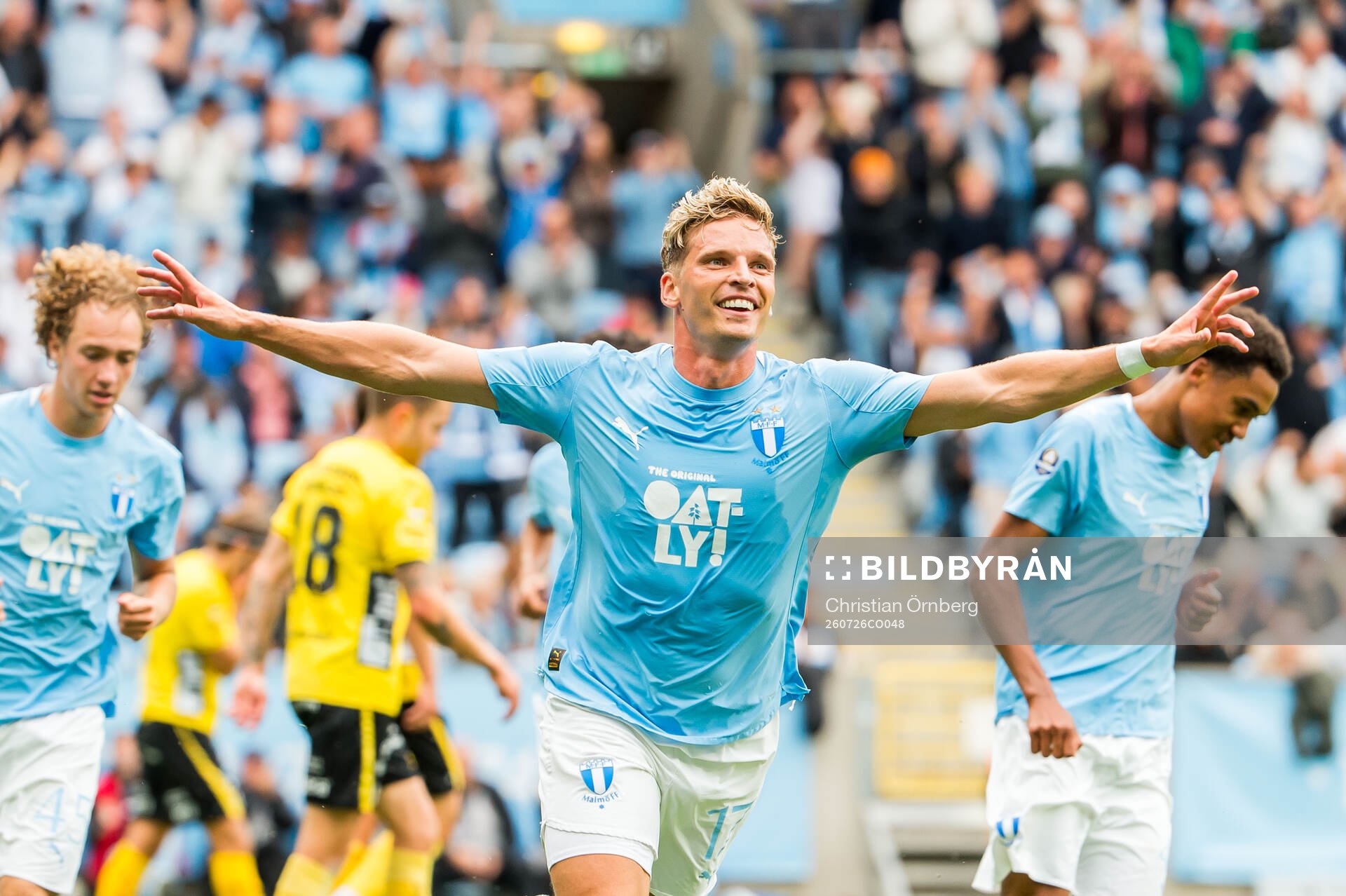 Malmö FFs Jens Stryger Larsen jublar