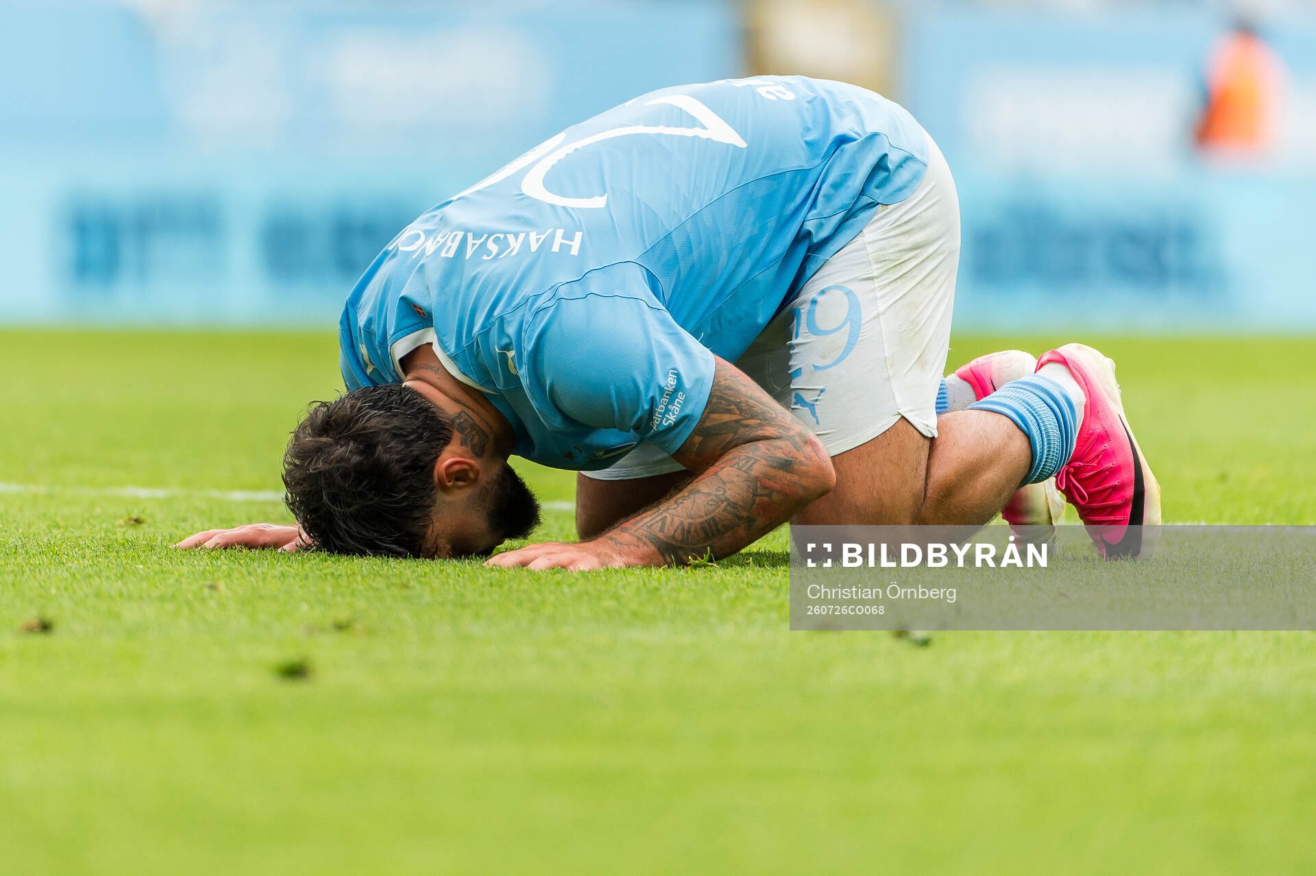 Malmö FFs Sead Haksabanovic deppar
