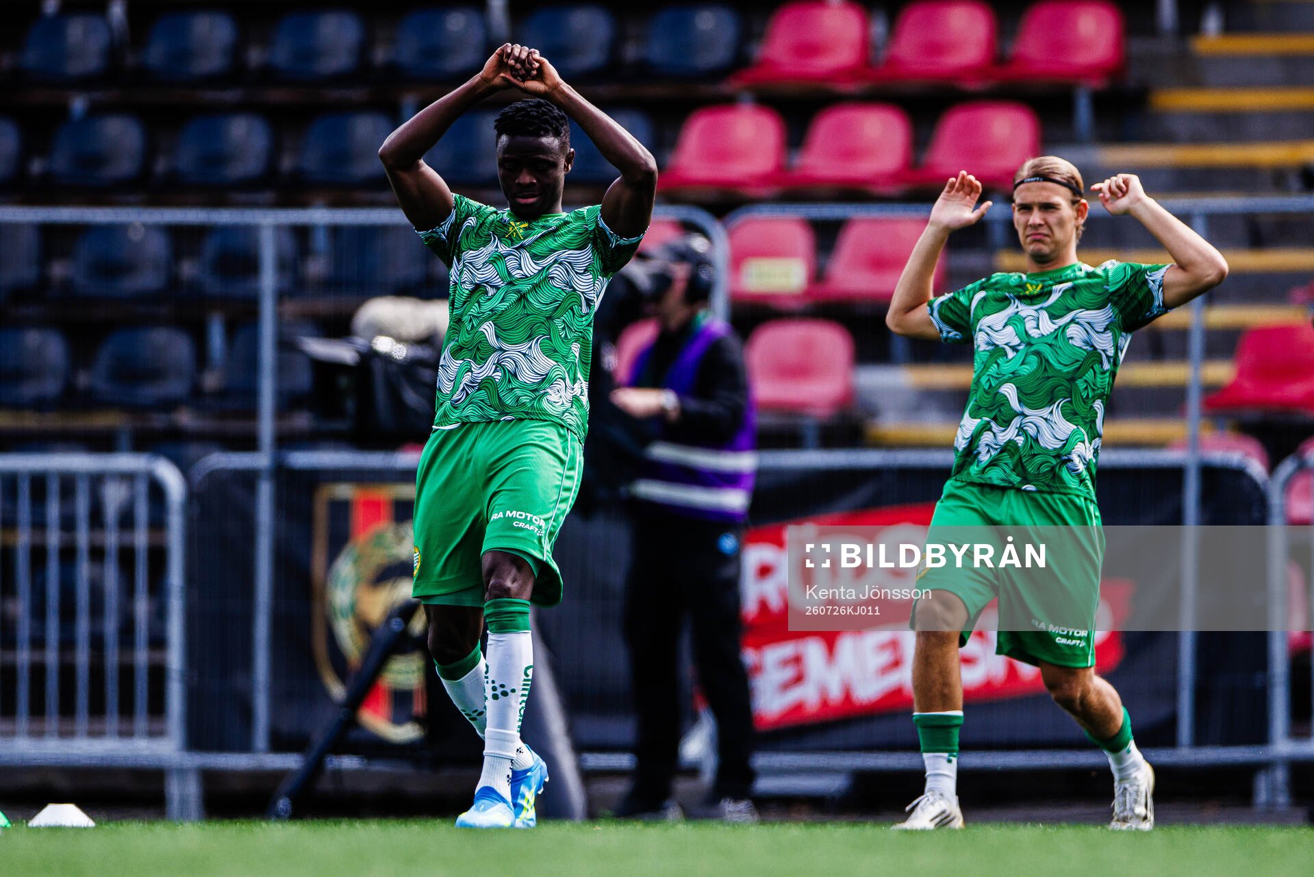 Hammarbys Ibrahima Breze Fofana och Markus Karlsson