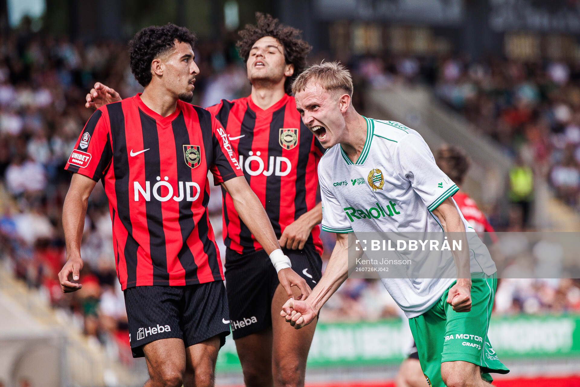 Hammarbys Victor Lind jublar