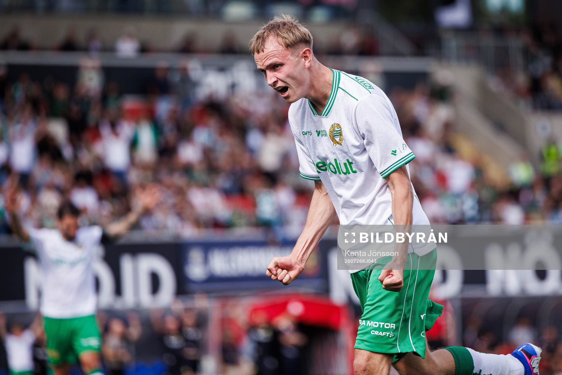 Hammarbys Victor Lind jublar