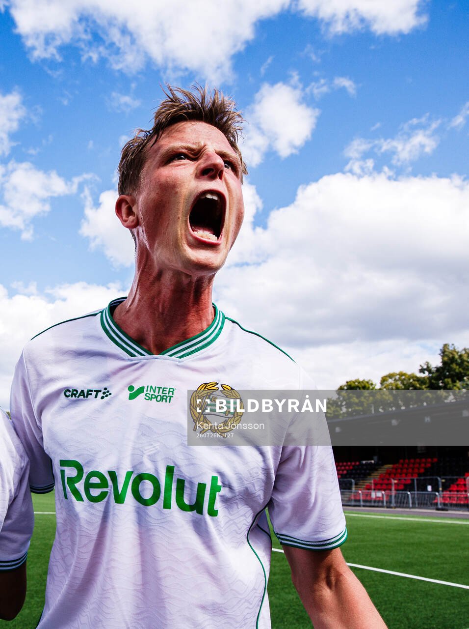 Hammarbys Frederik Winther jublar