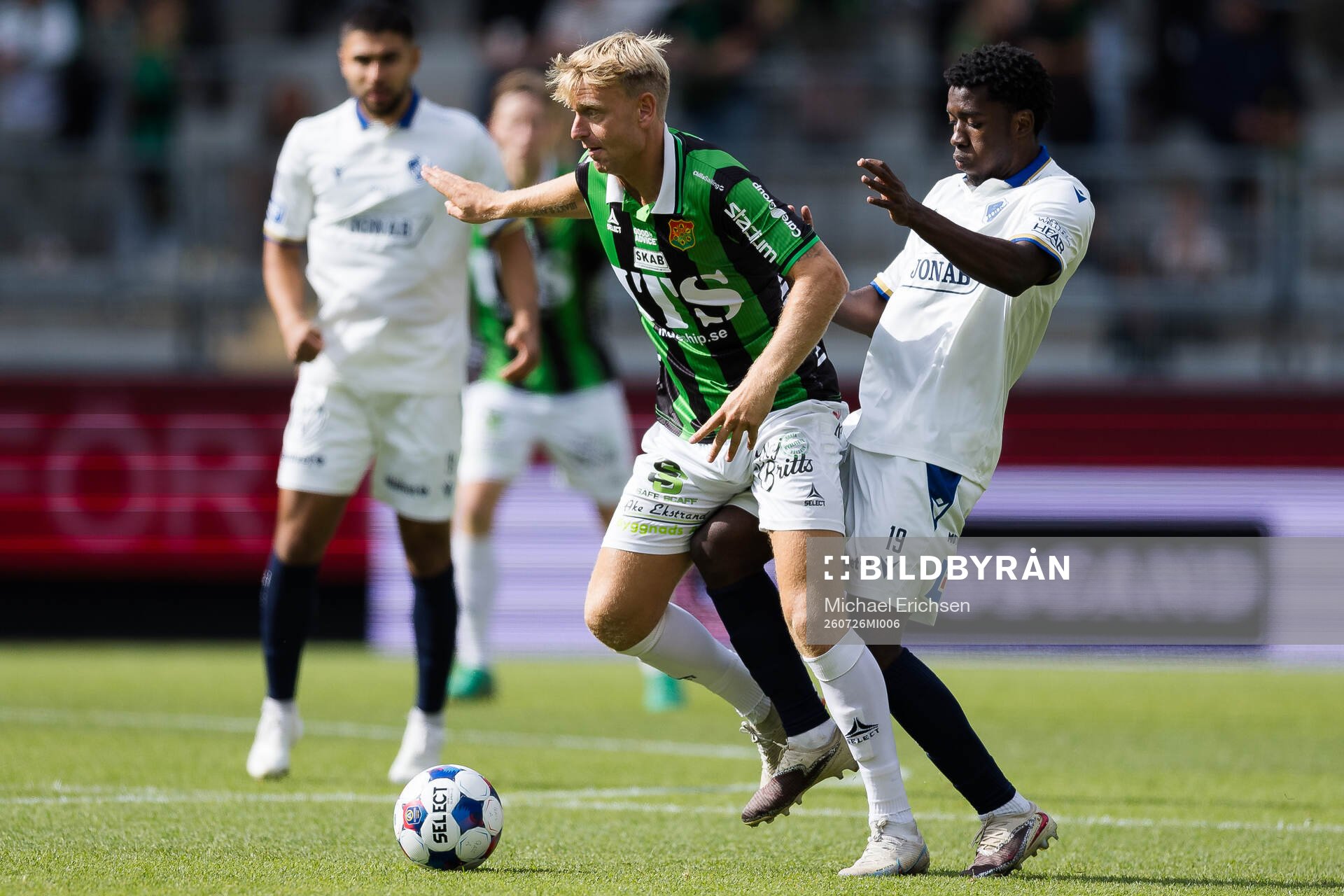 GAIS Joackim Fagerjord och Halmstads Koudou Marvin Axel