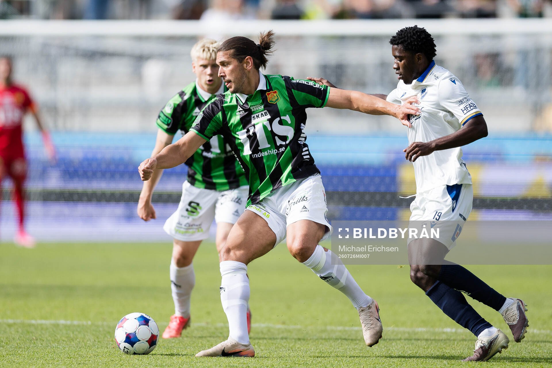 GAIS Nikola Vasic och Halmstads Koudou Marvin Axel Illary