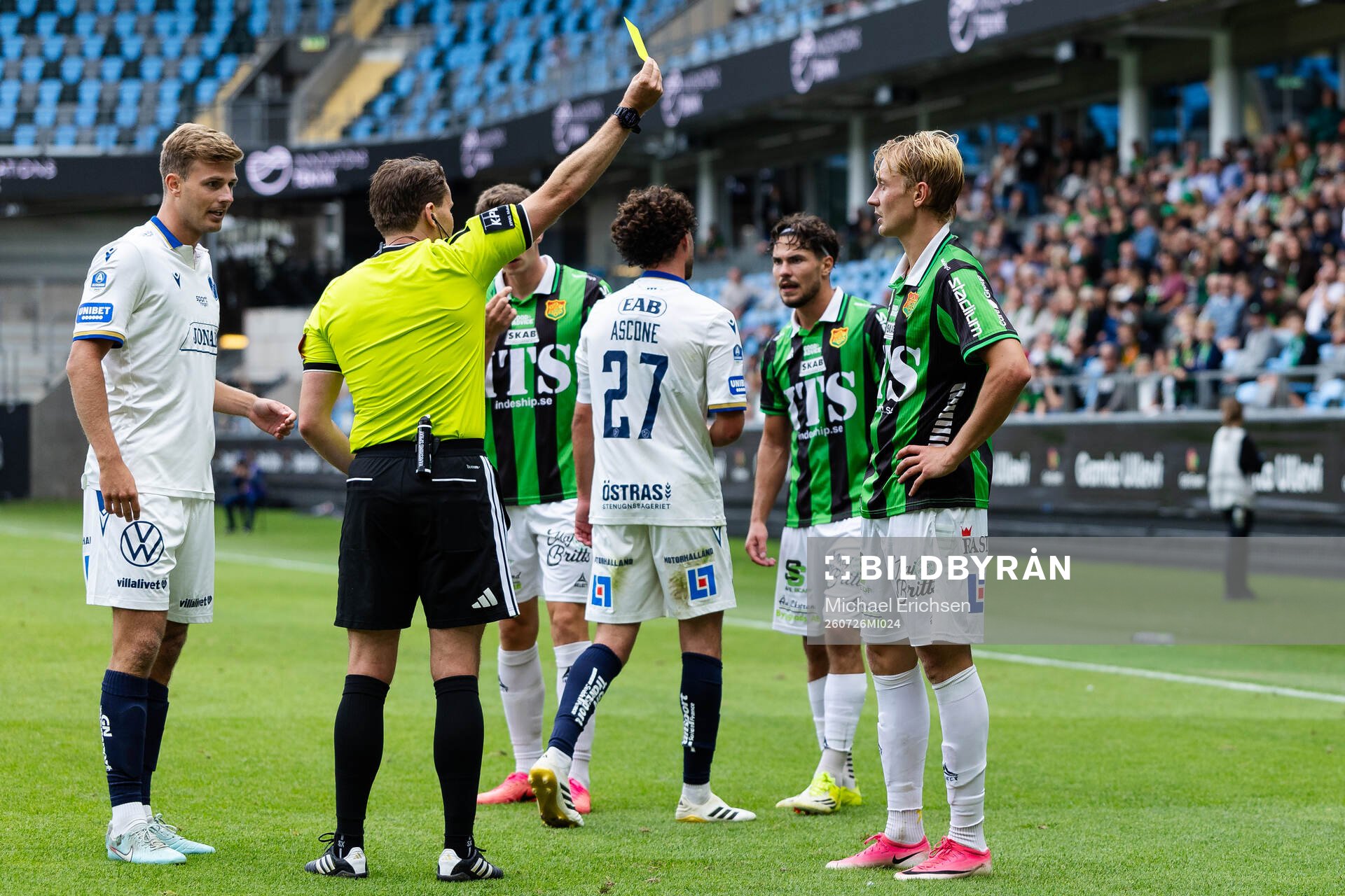 GAIS Henry Sletsjøe och Halmstads Filip Schyberg varnas av
