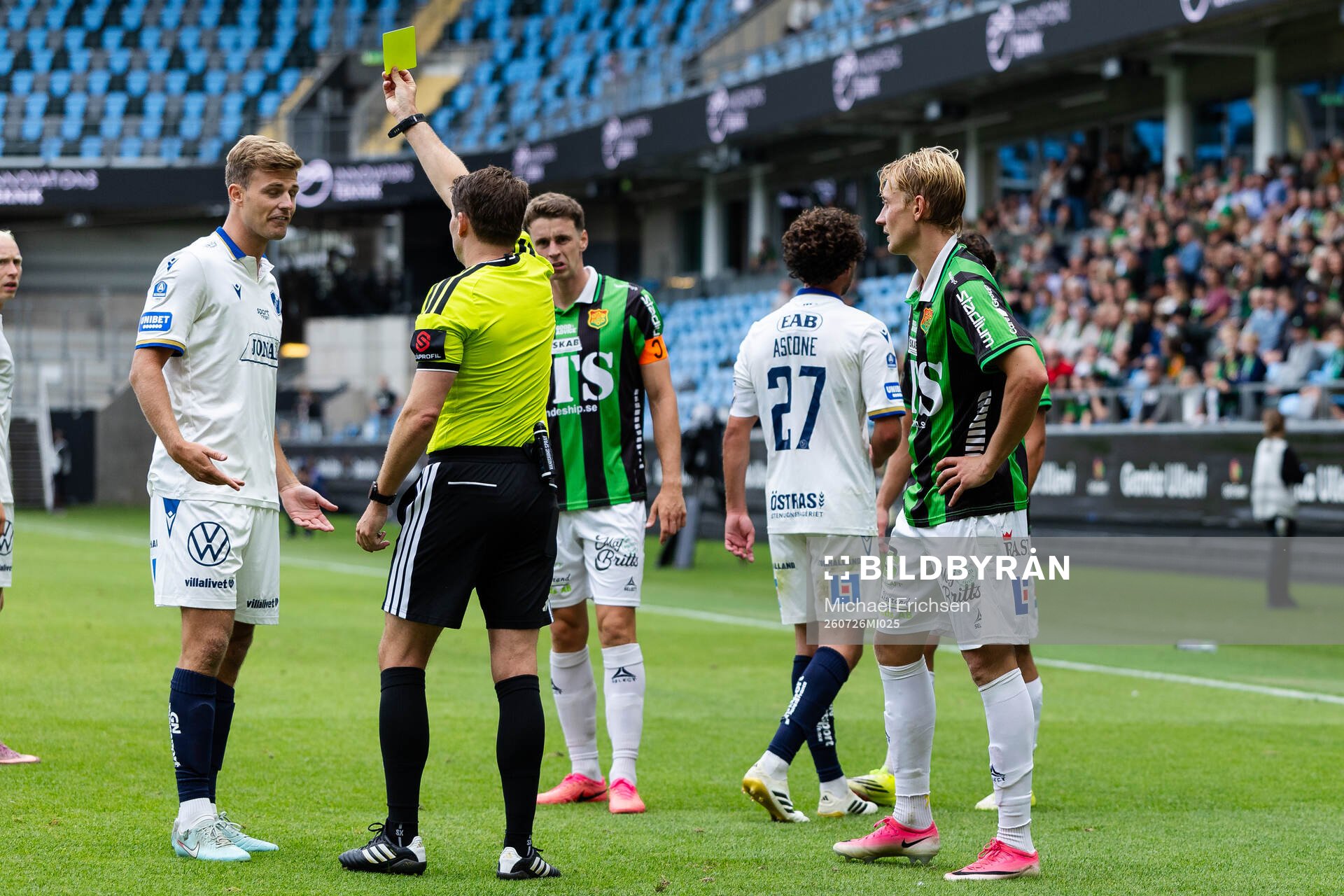GAIS Henry Sletsjøe och Halmstads Filip Schyberg varnas av