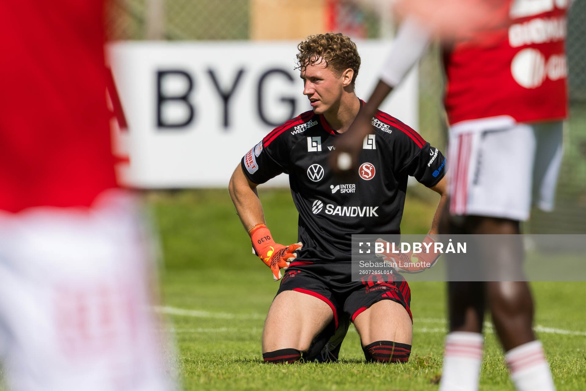 Sandvikens målvakt Otto Lindell deppar