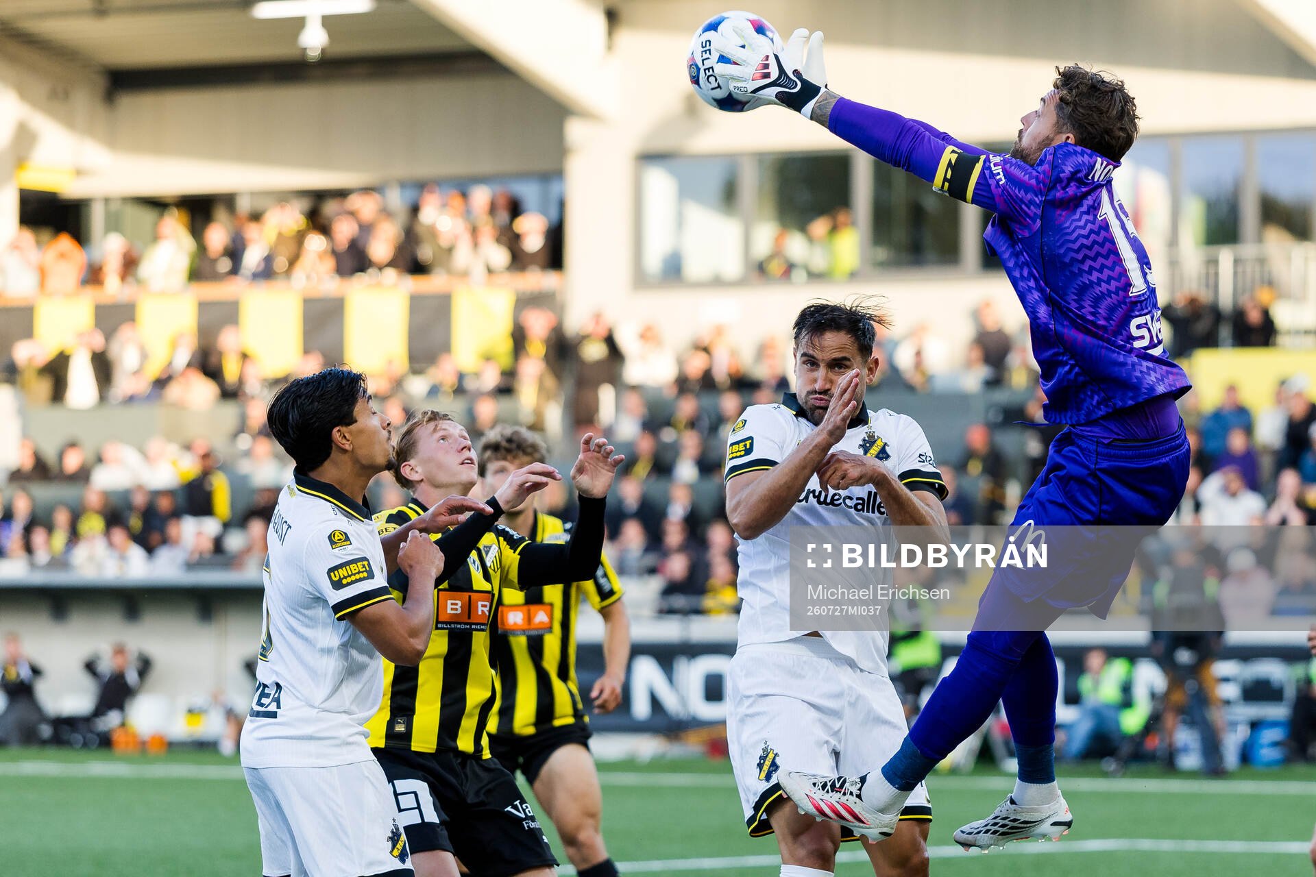 AIKs Lukas Bergquist, Sotirios Papagiannopoulos, målvakt