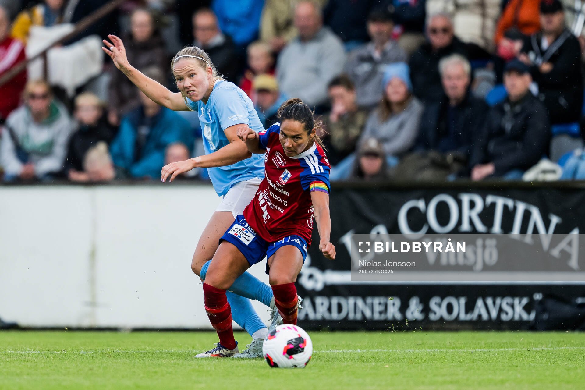 Malmö FFs Hlin Eiriksdottir och Vittsjös Lisa Klinga