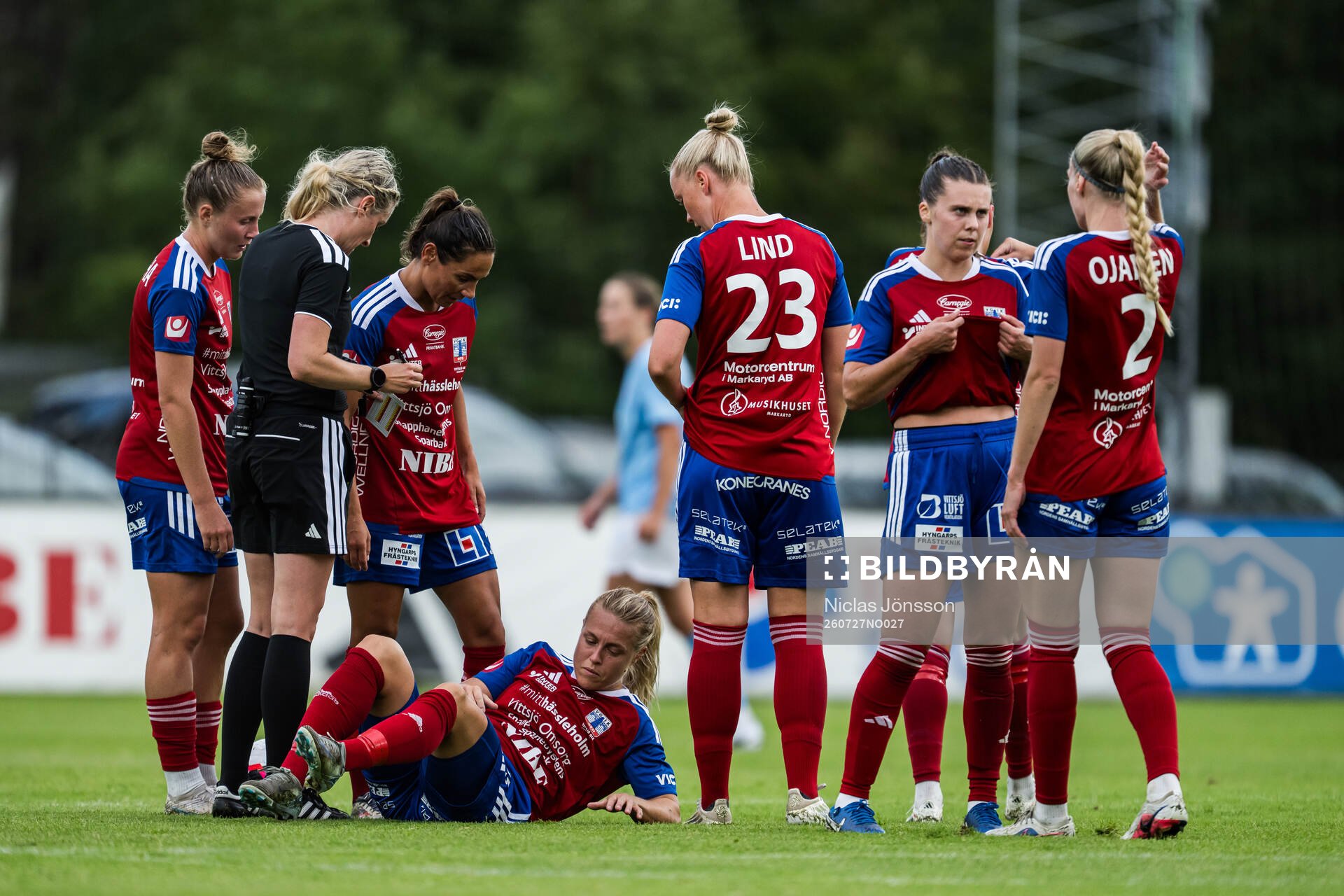 Vittsjös Nellie Persson har ont