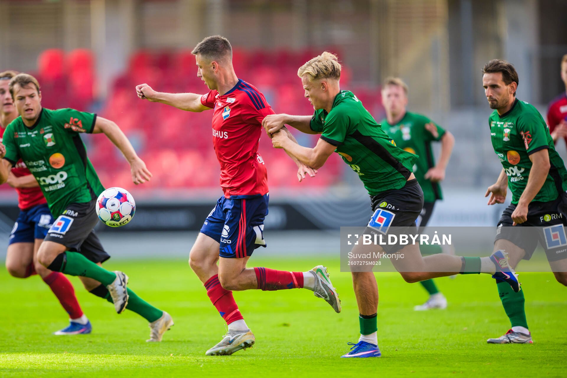 Östers Filip Olsson och Varbergs Edvin Tellgren