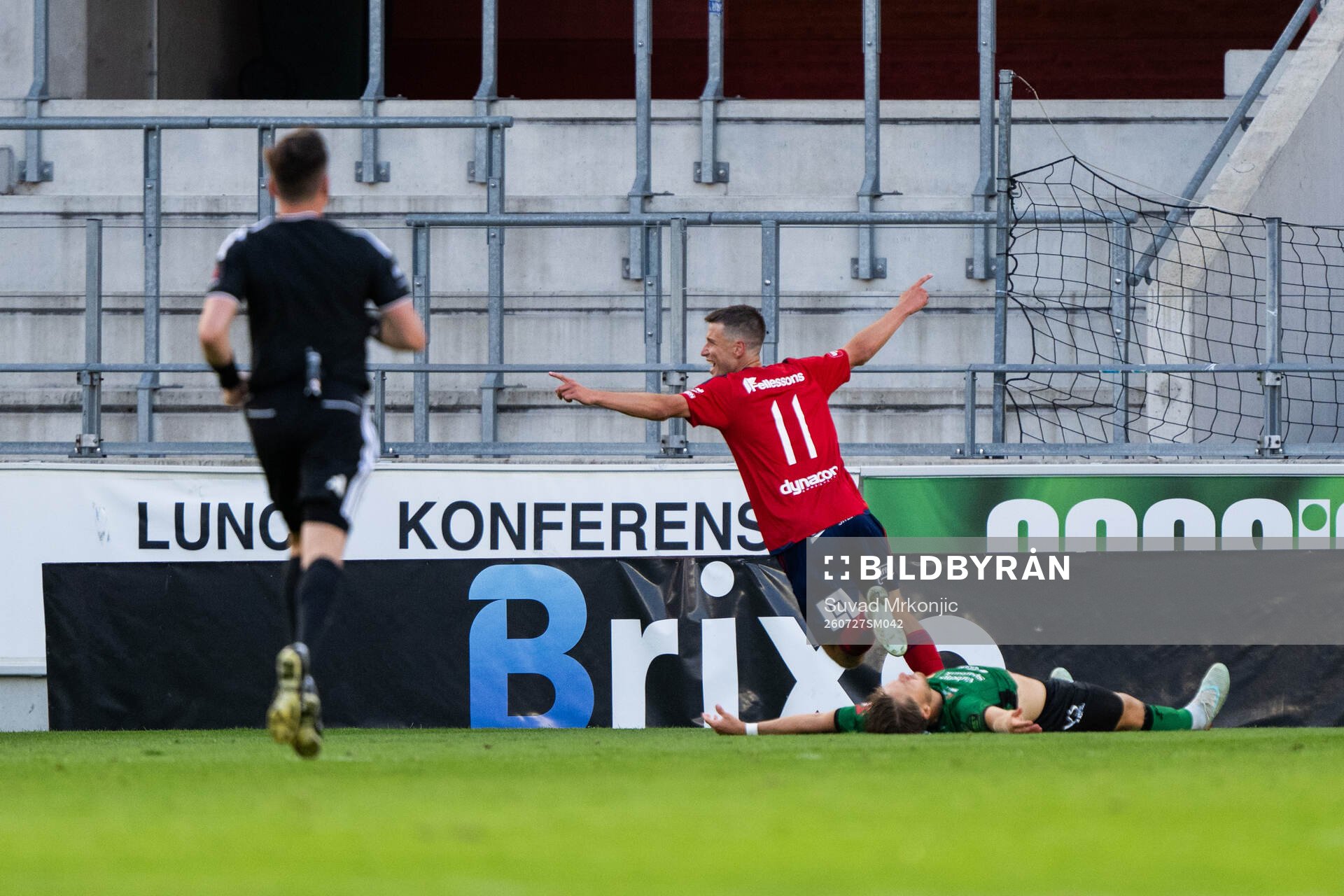 Östers Filip Olsson jublar