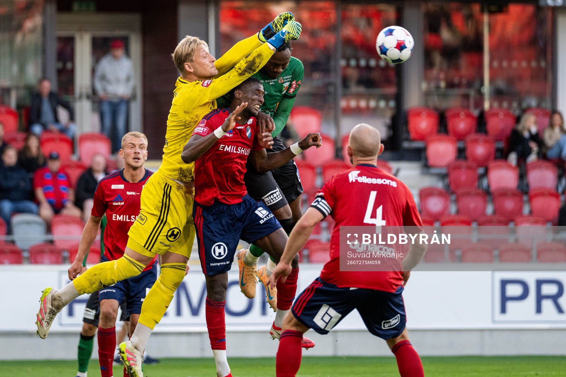 Östers målvakt Carl Lundahl Persson, Musa Jatta och