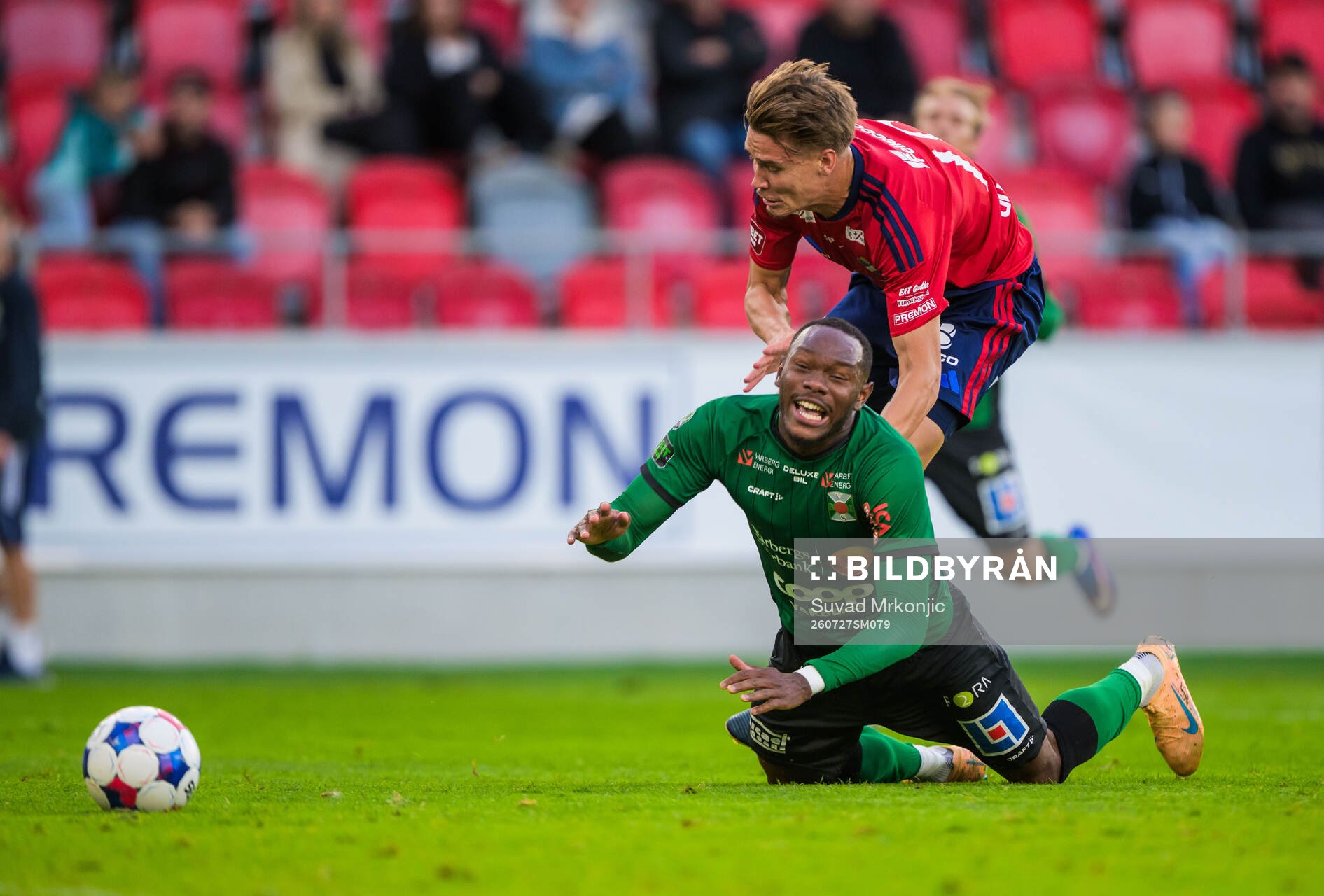 Östers Matias Tamminen och Varbergs Shanyder Borgelin