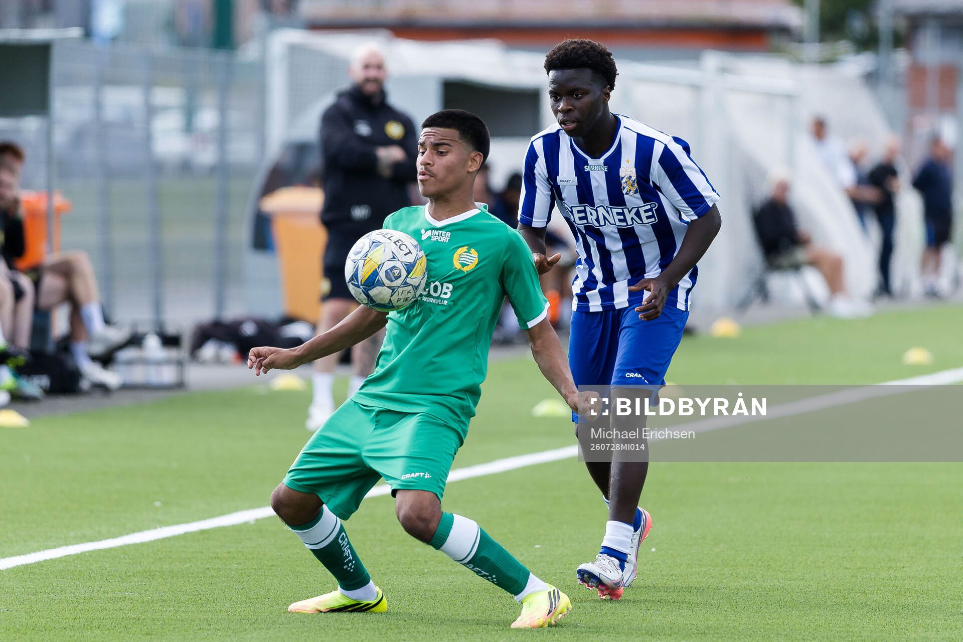 Hammarbys Oscar Chamorro och IFK Göteborgs Landing Sidibeh