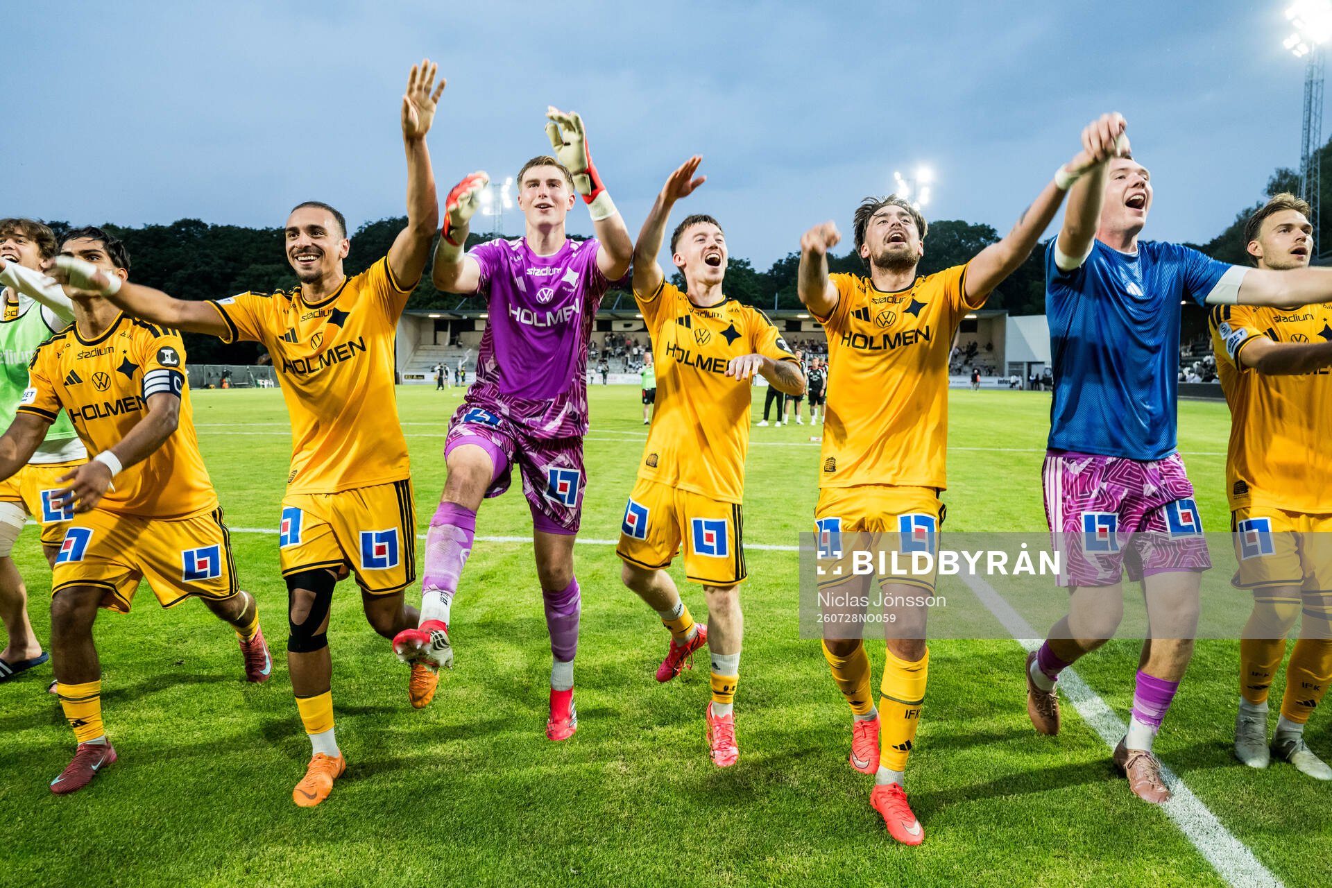 IFK Norrköpings Moutaz Neffati, målvakt Theo Krantz, Ryan