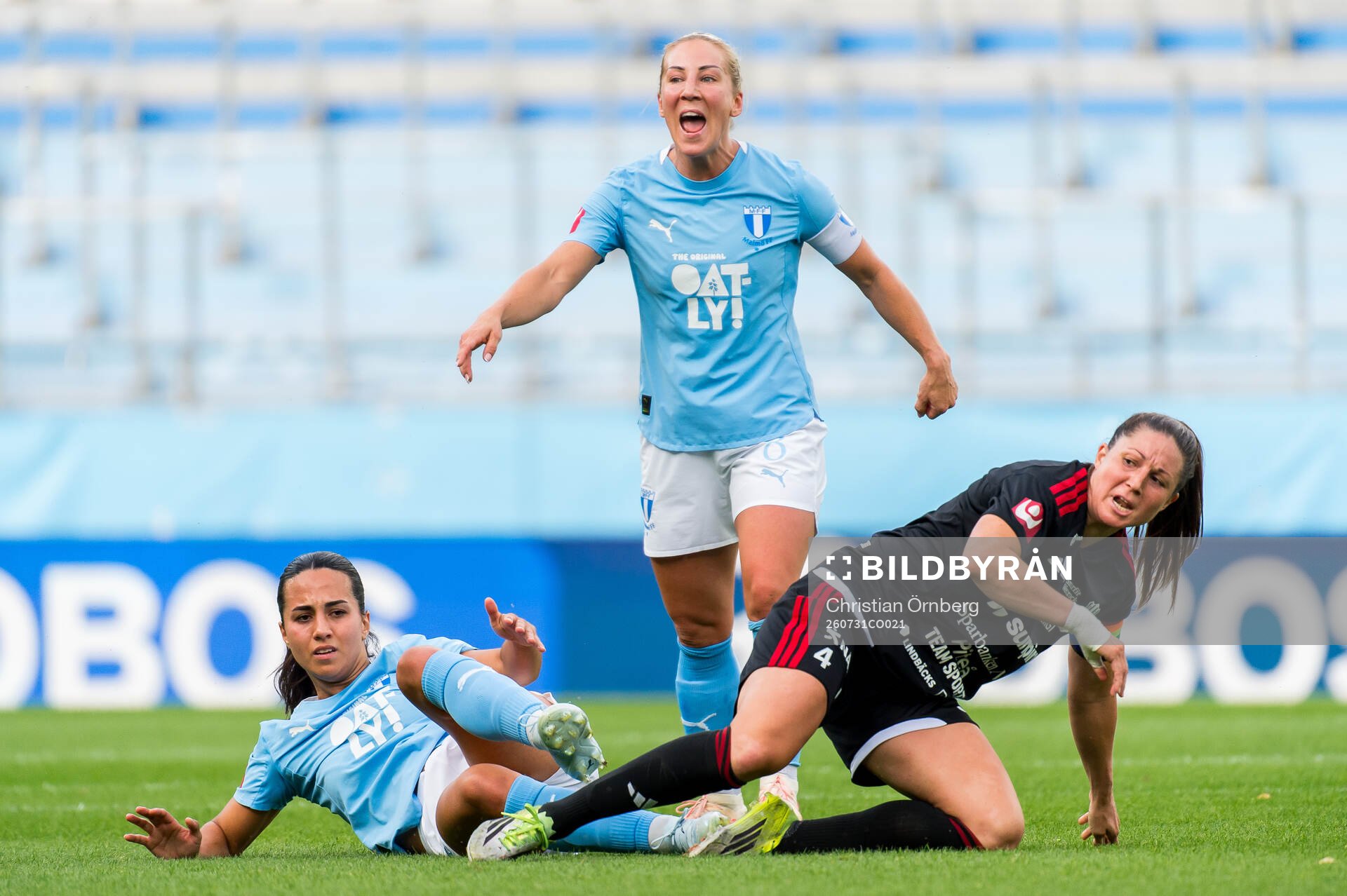 Malmö FFs Vesna Milivojevic och Mia Persson och Piteås